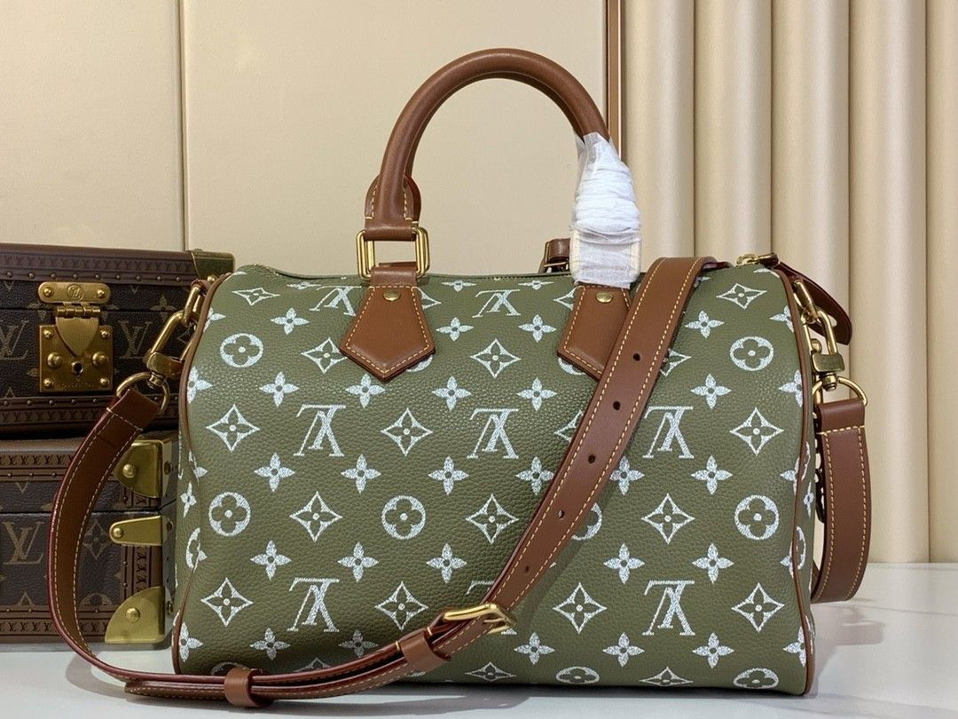 LV Speedy P9 Bandoulière 30 M15241 30x21x17cm