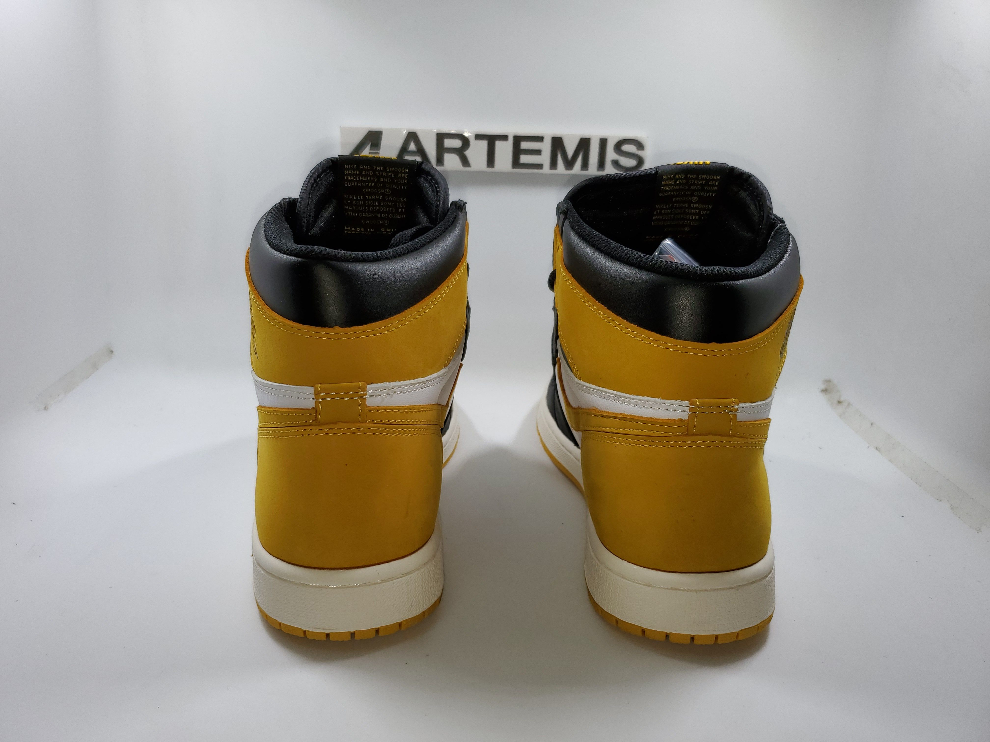 Air Jordan 1 Retro High Yellow Ochre