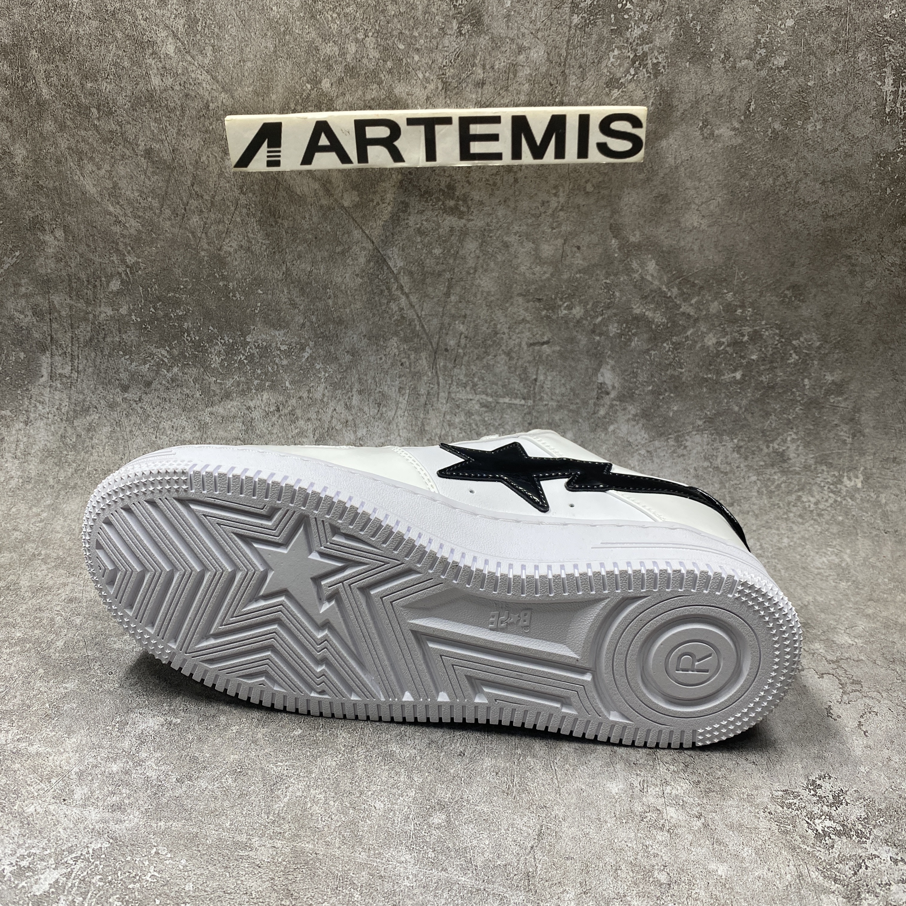 BP Sta Low White Black