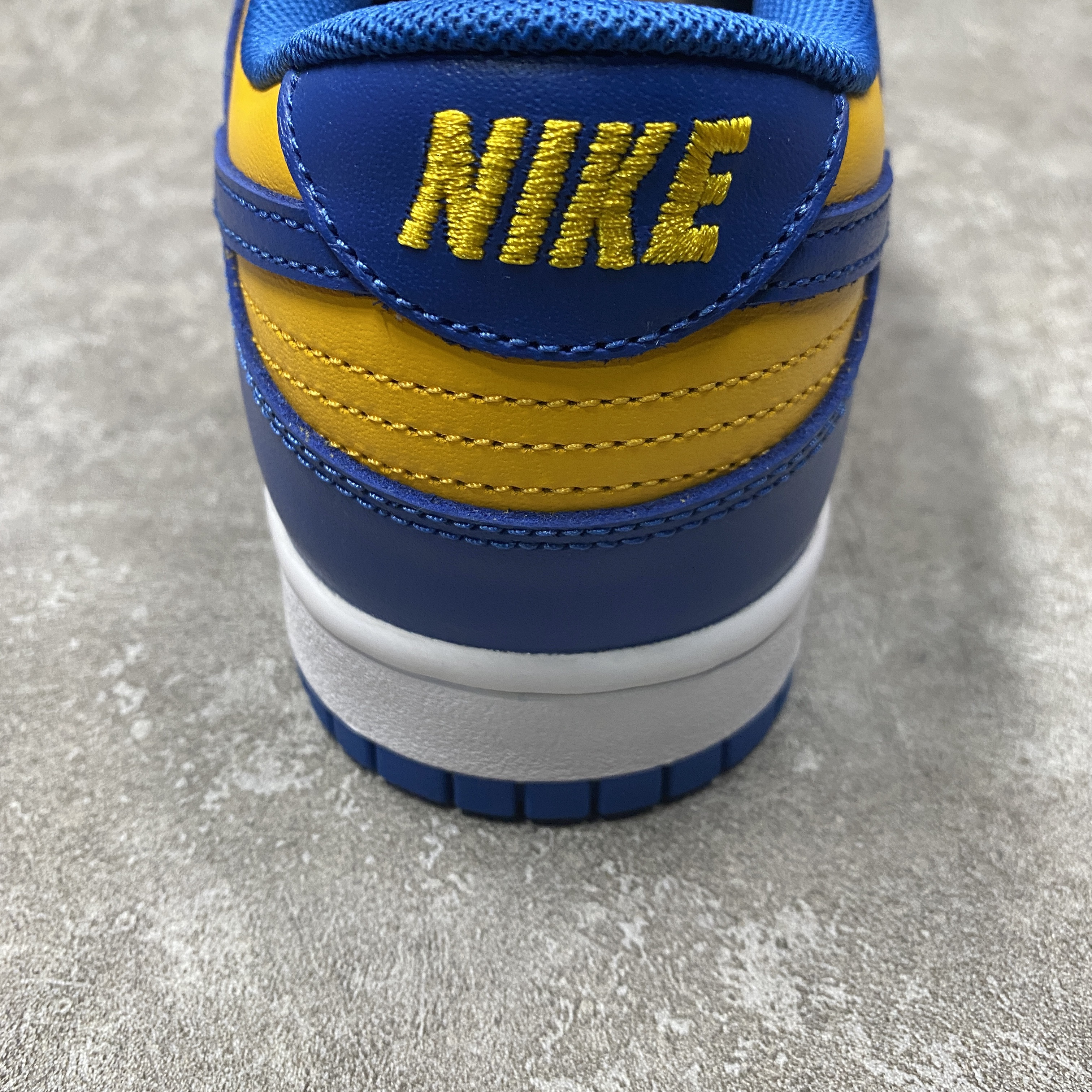 Nike Dunk Low UCLA