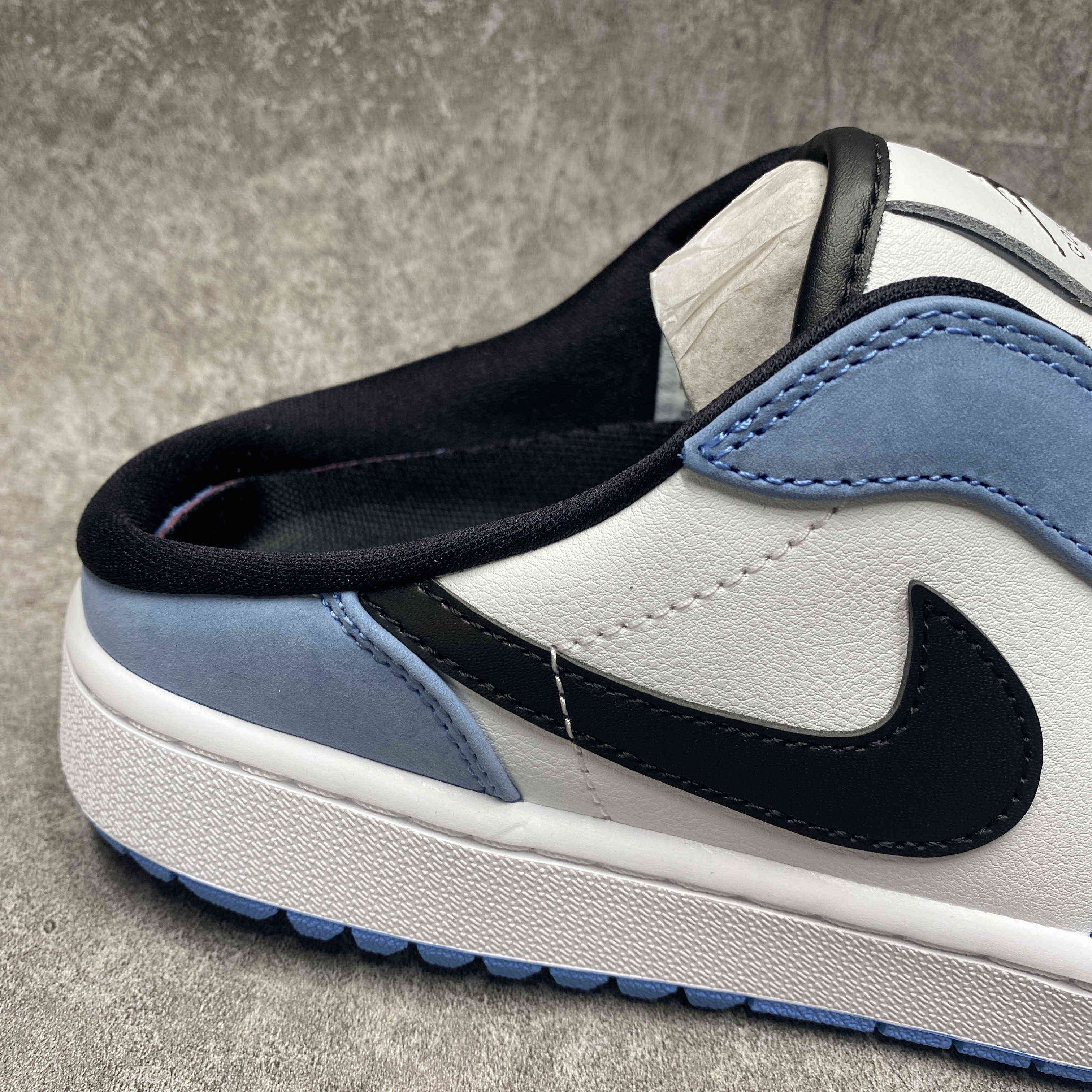 UA AIR JORDAN MULE GOLF UNIVERSITY BLUE NOW AVAILABLE