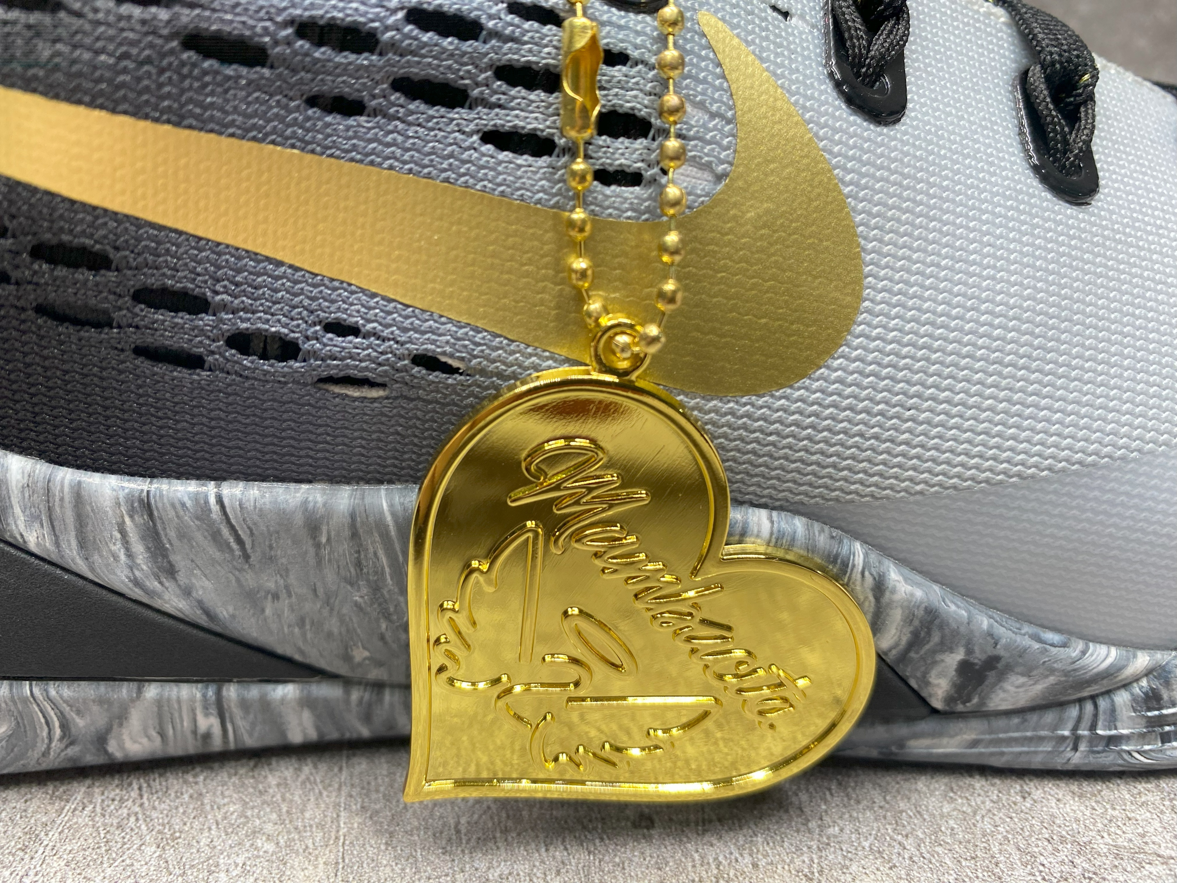 UA Nike Kobe 9 EM Low Protro