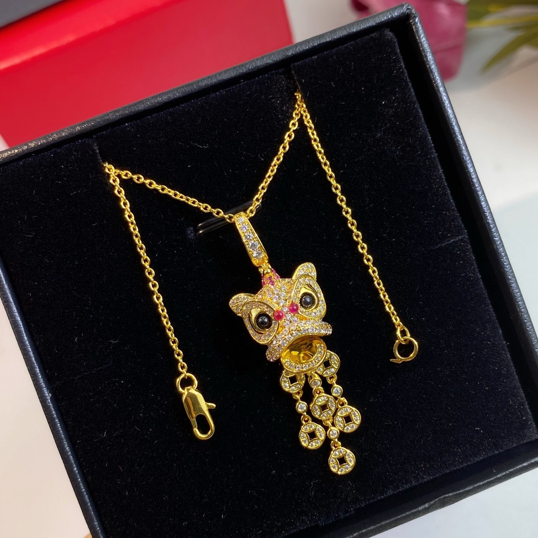 Qeelin Dancing Lion Pendant Necklace