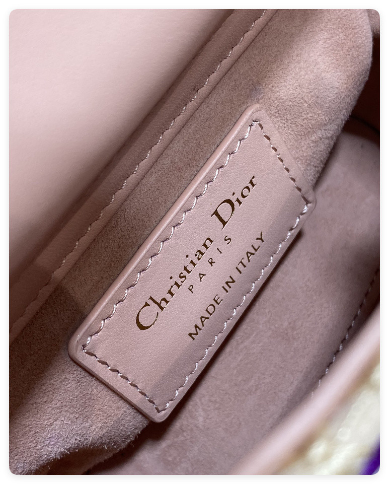 D*or artistic limited edition three-gusset lady D*or micro bag with heavy bead embroidery 12x10x5cm