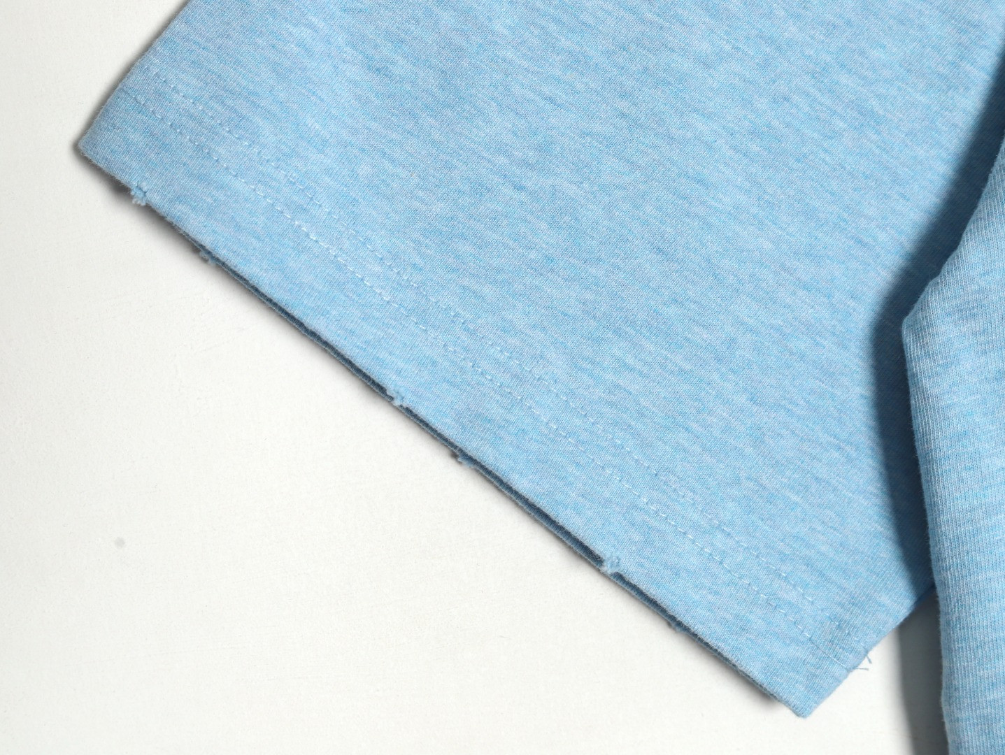 D*or short-sleeved t-shirt