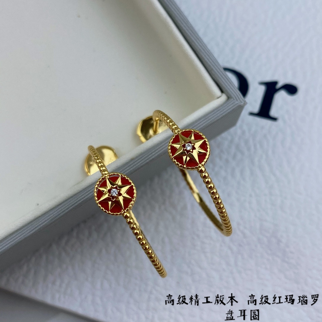 D*or eight-pointed star earrings