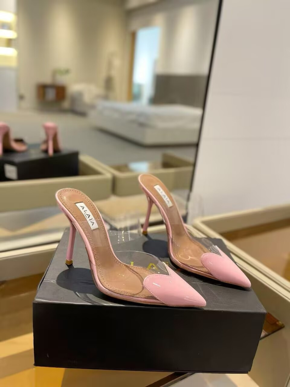 UA ALAÏA Le Coeur Mule Heart-Toe Slingback Pump 10.5cm Heel