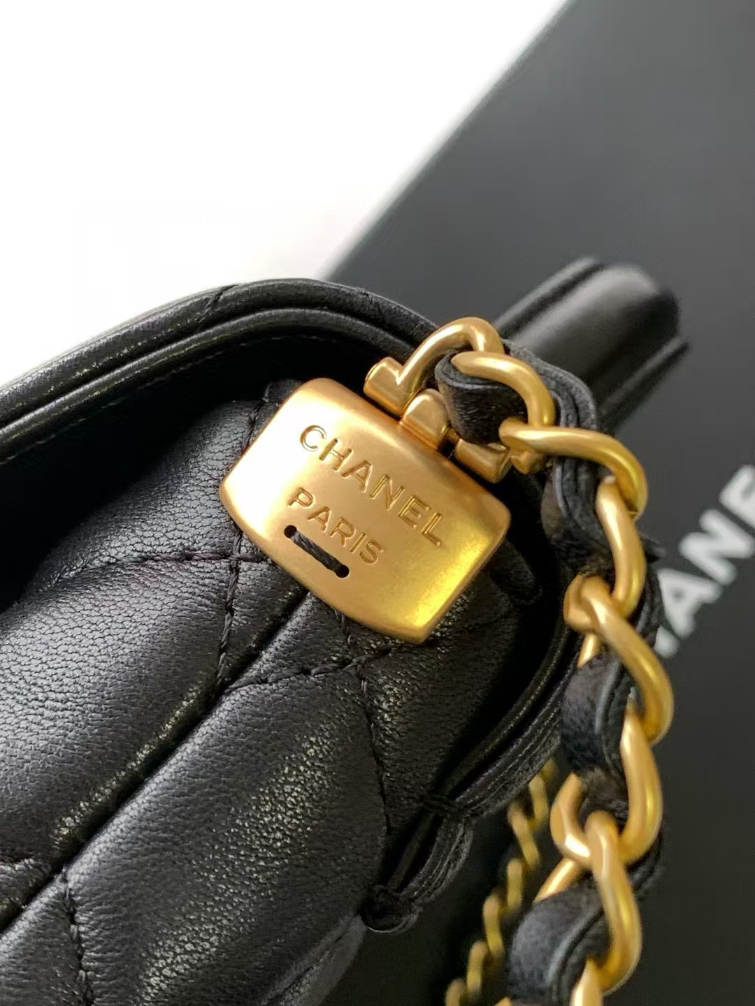 Ch*el flap handle bag 14x20x6cm