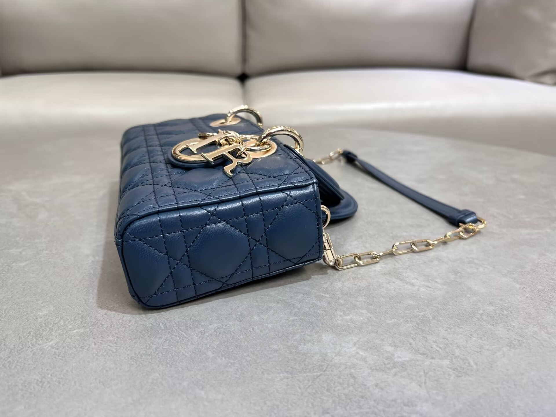 D*or samll d-joy bag 22.5 x 6 x 11.5cm