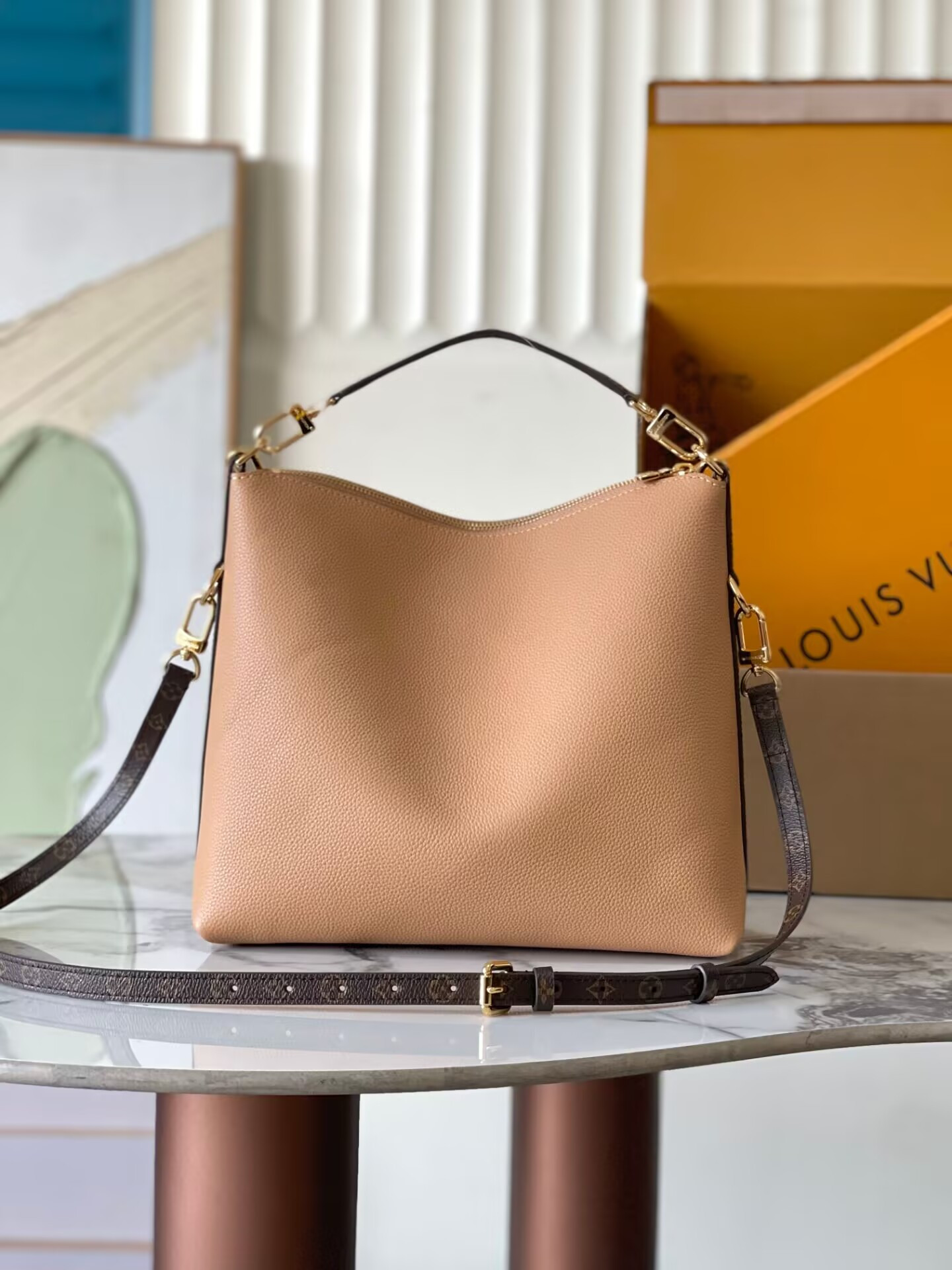 LV Multipass M28029 30x26x10cm