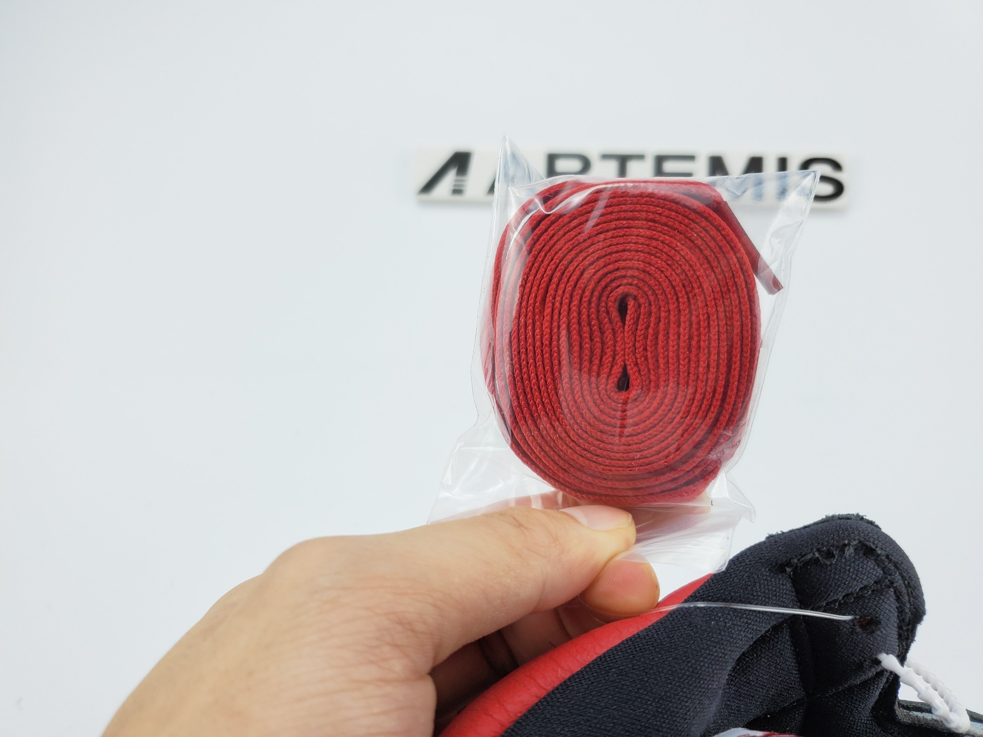 Air Jordan 1 Retro High OG “Gym Red”