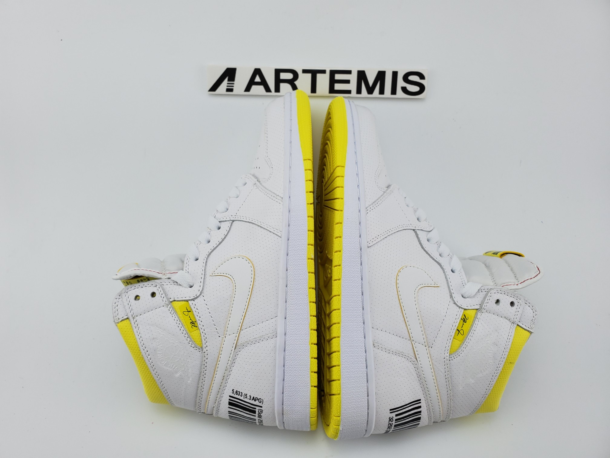 Air Jordan 1 High “First Class Flight”