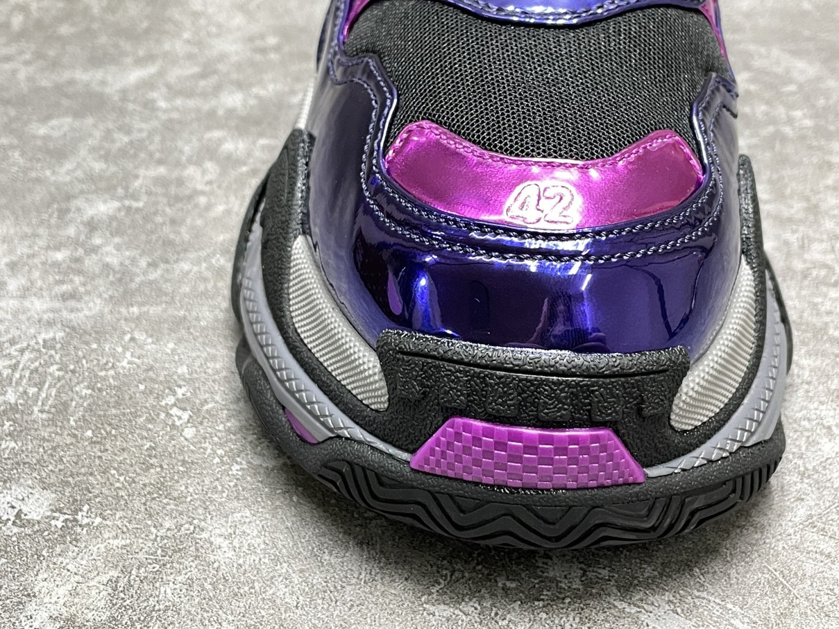 Balenciga Triple S Sneaker Bright Purplish Red