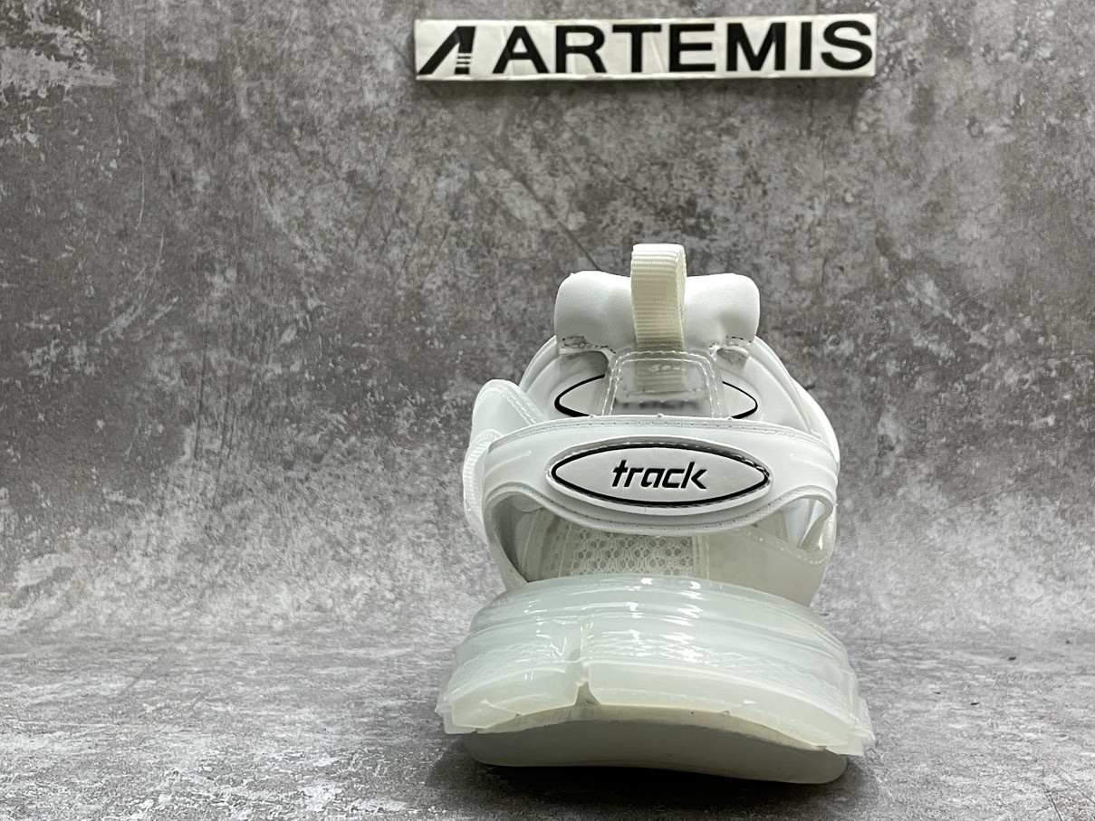 Balenciga Track Clear Sole in White