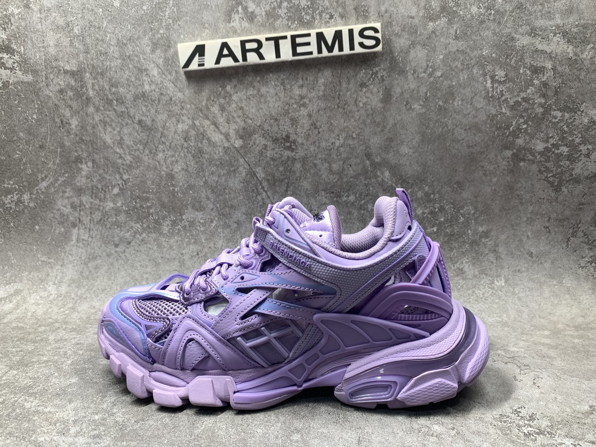 Balenciga Track 2.0 Sneaker in Lilac