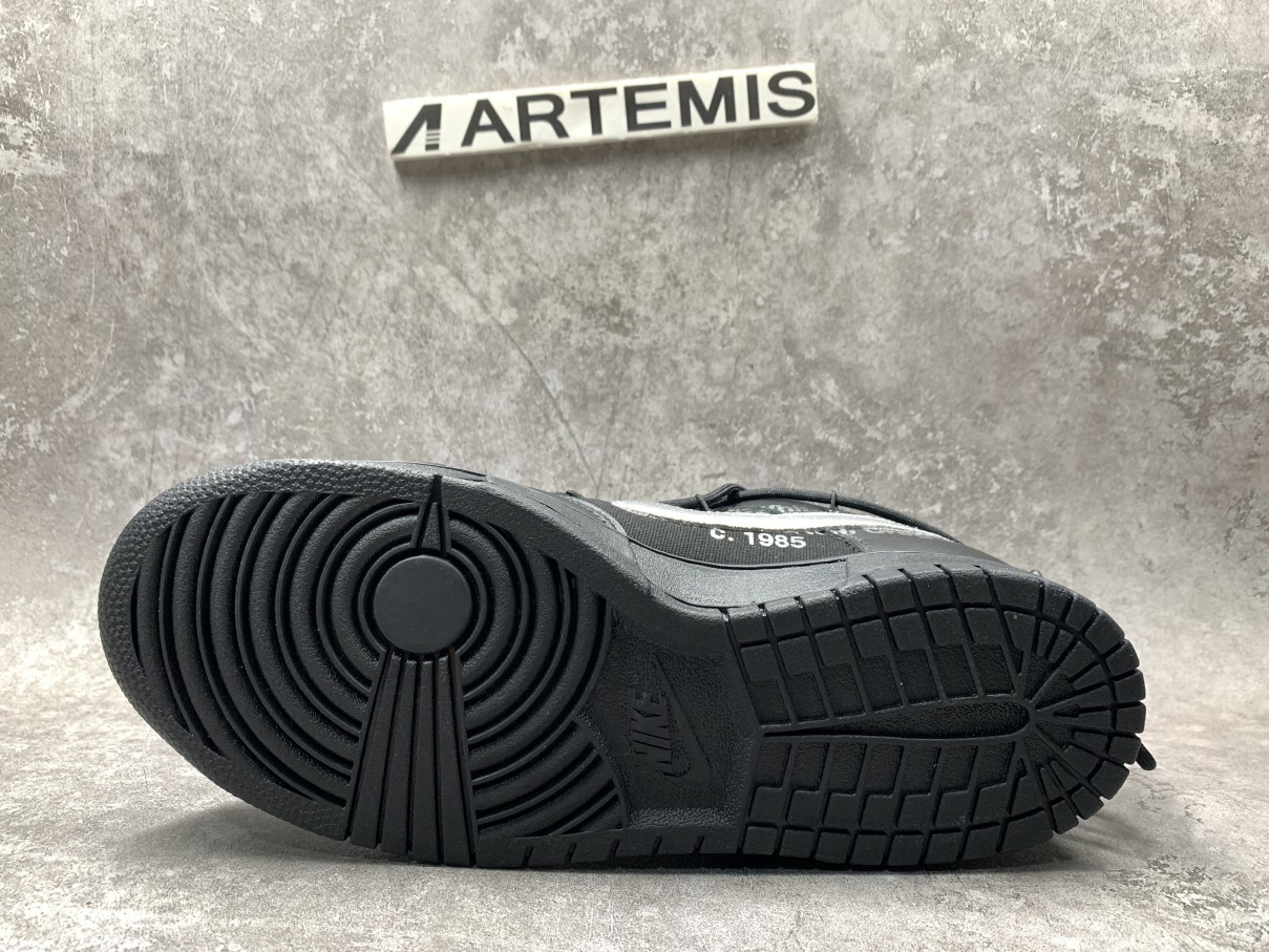 Off-White x Dunk Low