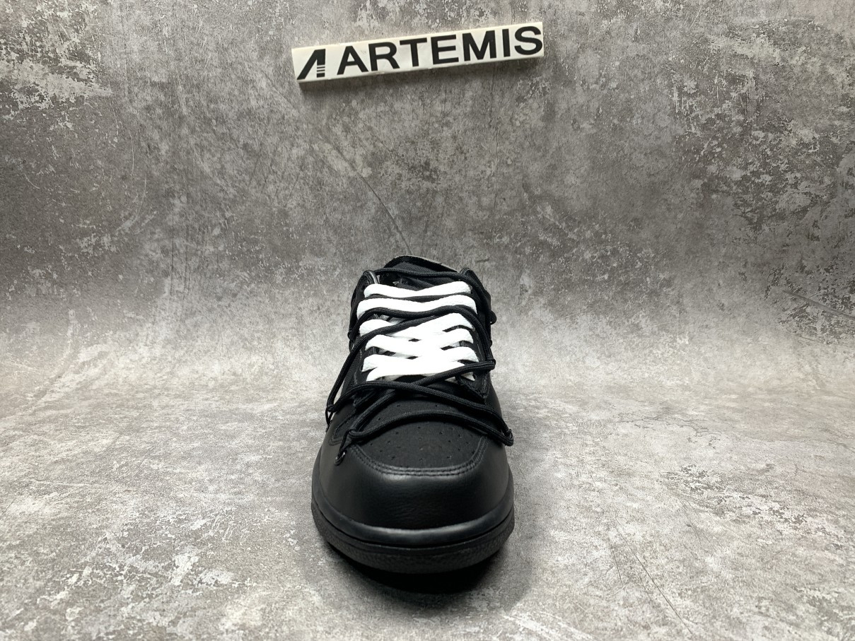 Off-White x Dunk Low