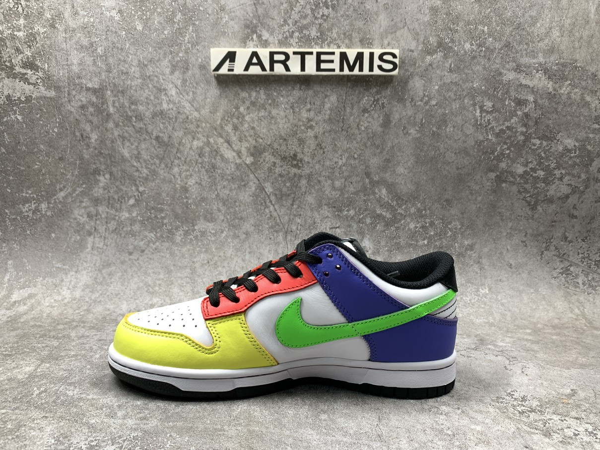 Nike Dunk Low Green Strike