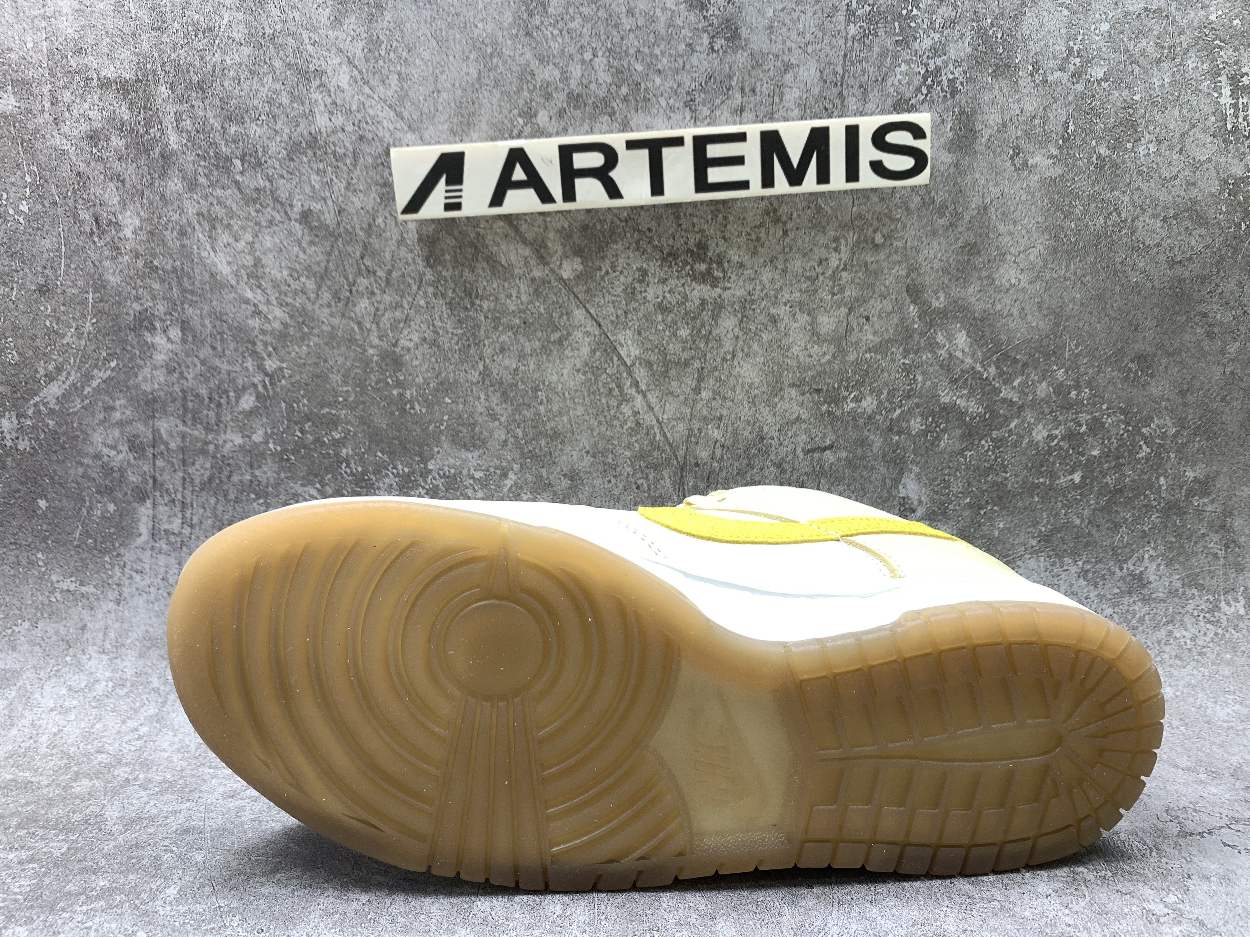 Nike Dunk Low Lemon Drop