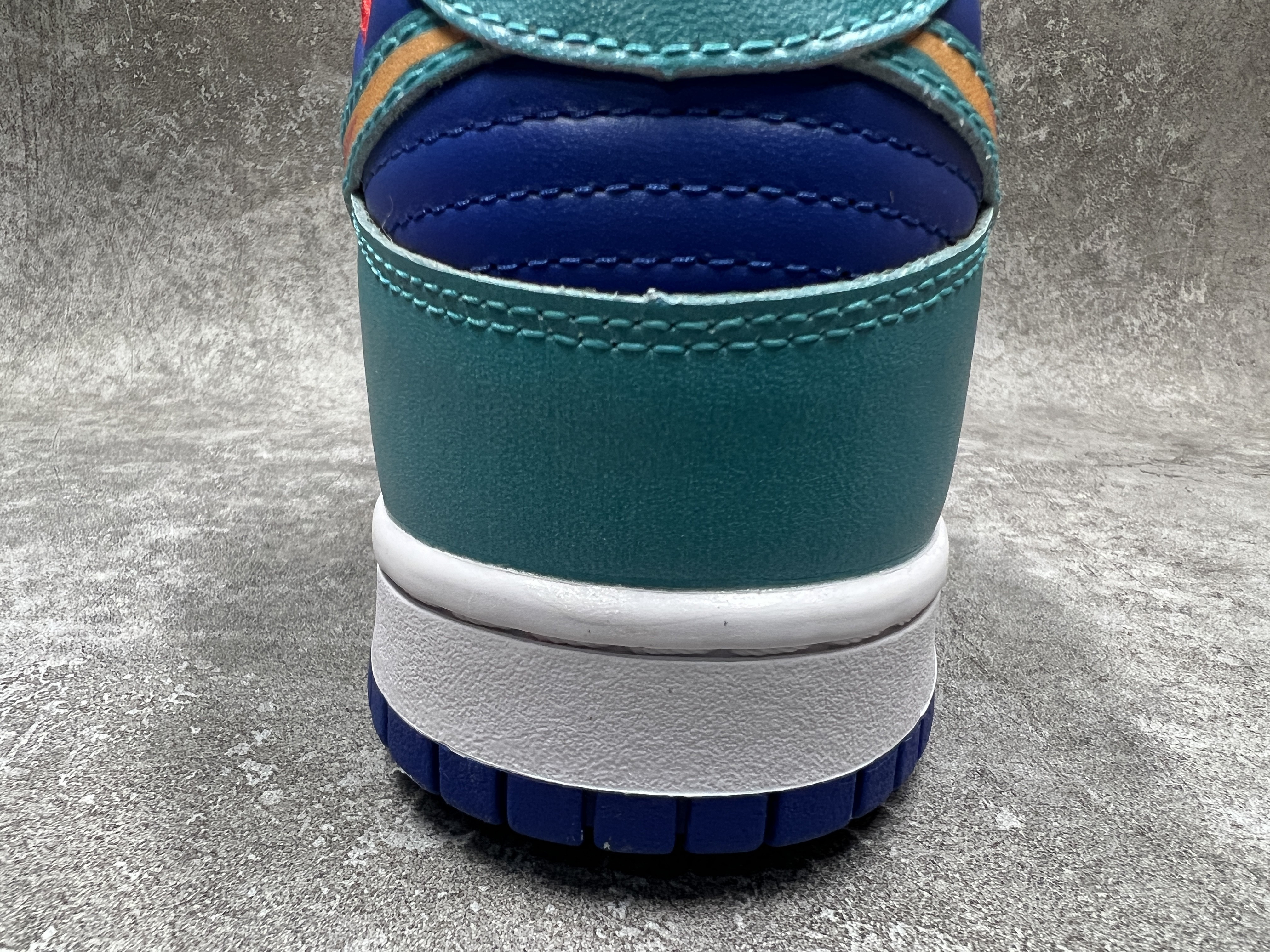 Nike Dunk Low Katsuhiro Tomo