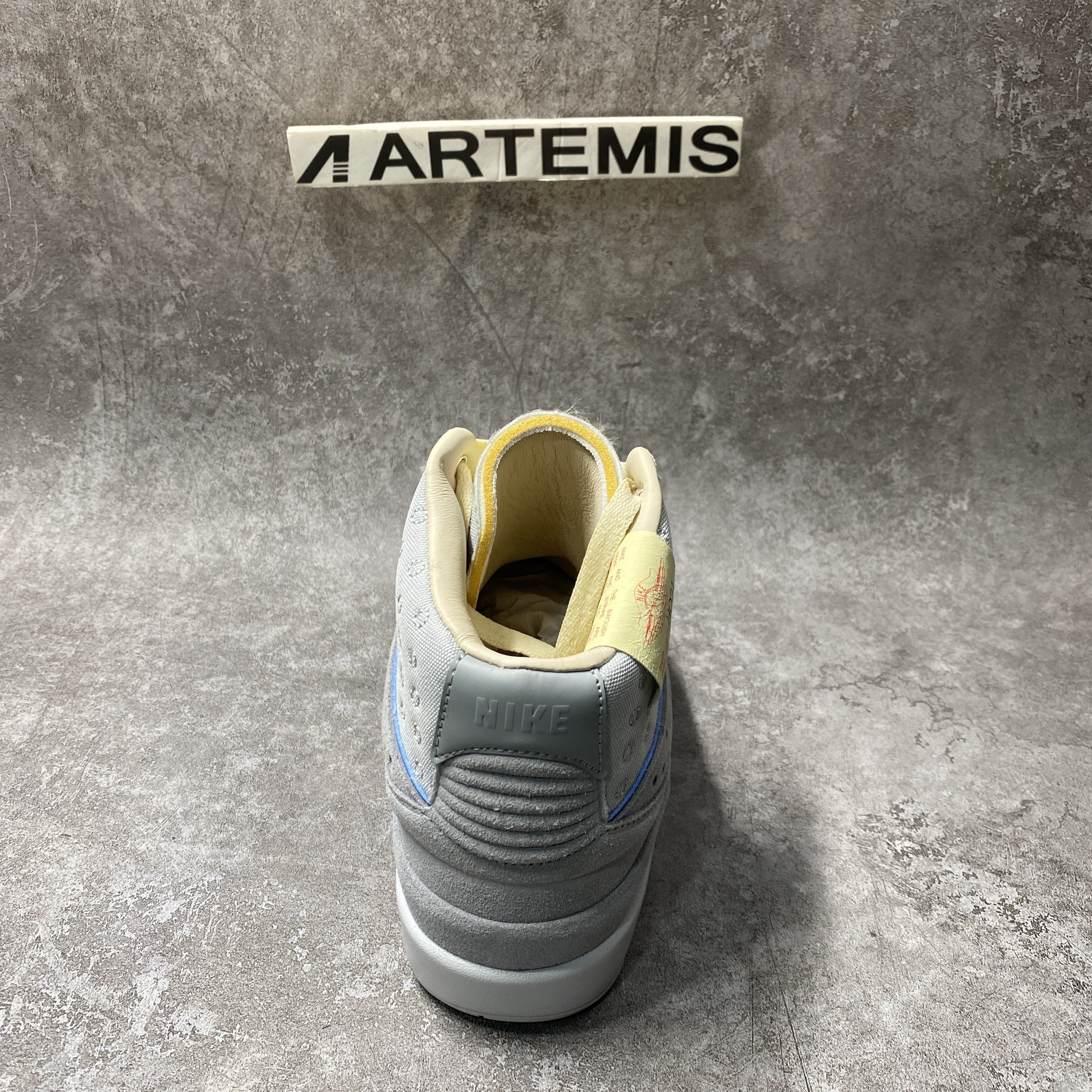 Air Jordan 2 Retro Union Grey Fog