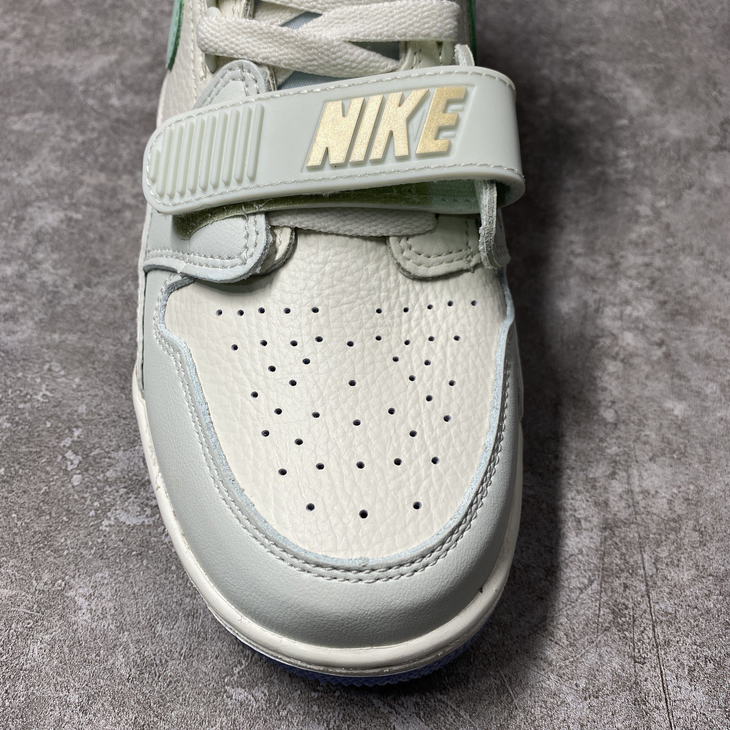 Air Jordan Legacy 312 Green White