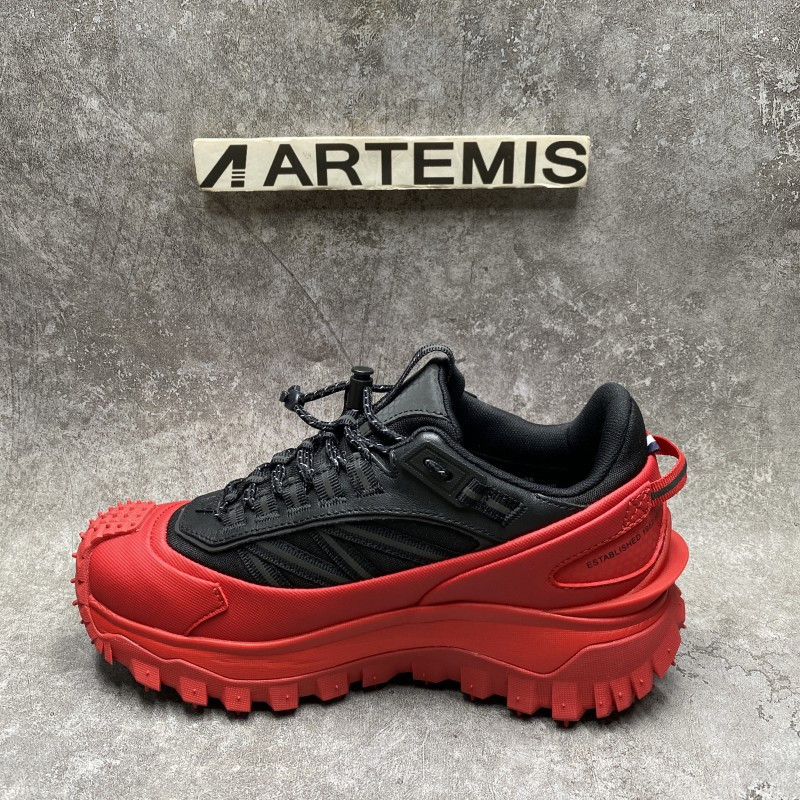 Moncler Trailgrip Gore-Tex Black Red