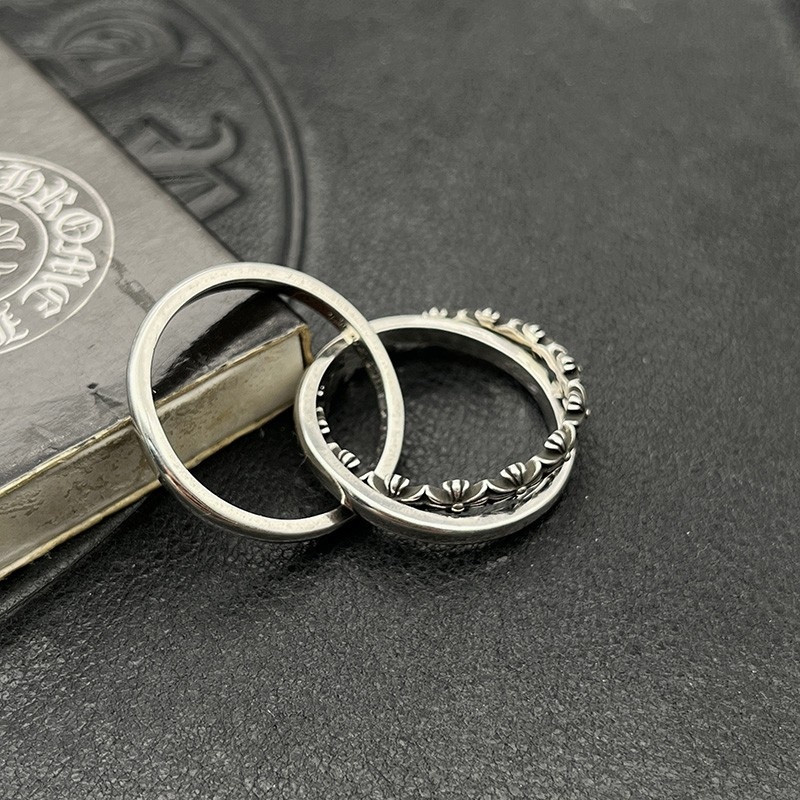 Ch**me He**ts triple ring cross flower ring