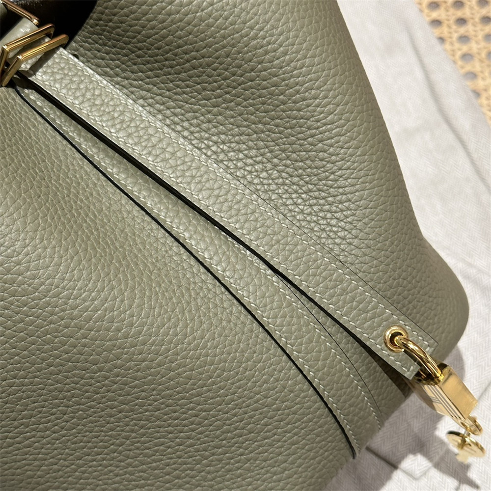 H**me5 picotin 18cm sage greensage green without original box