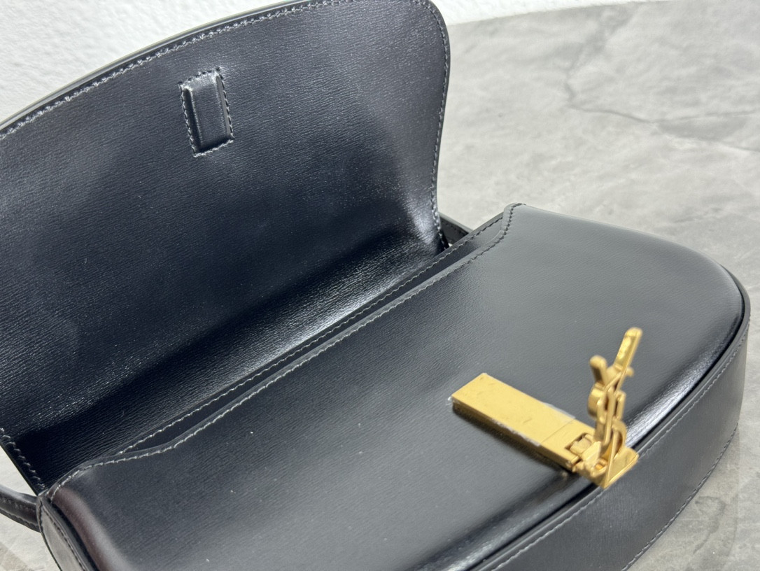 y*l mini voltaire in box Sa**t Lau*nt 8.3" x 4.3" x 1.8"