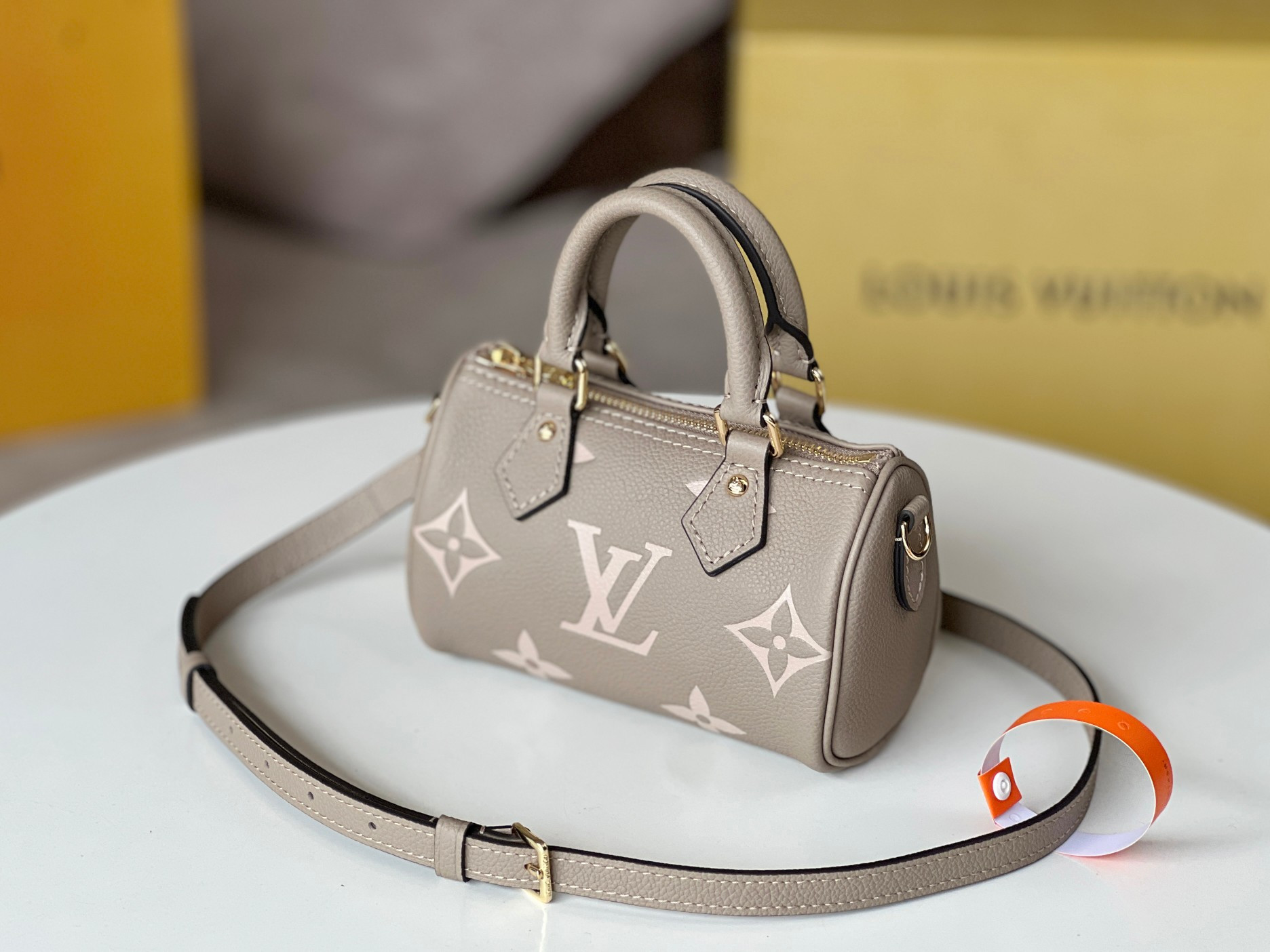 LV Nano Speedy M82890 16 x 11 x 9 CM