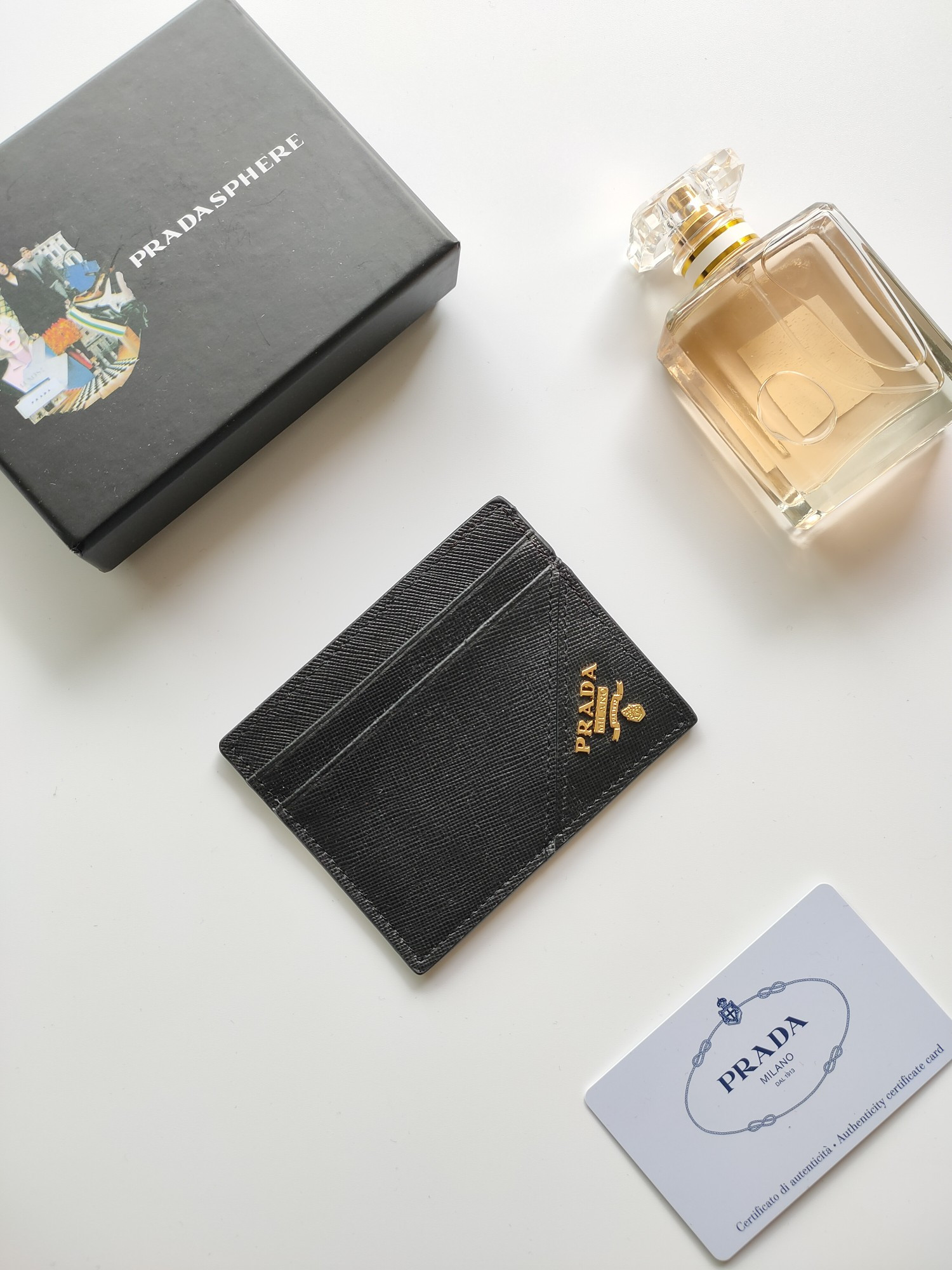 Pra*a card holder 8-10cm