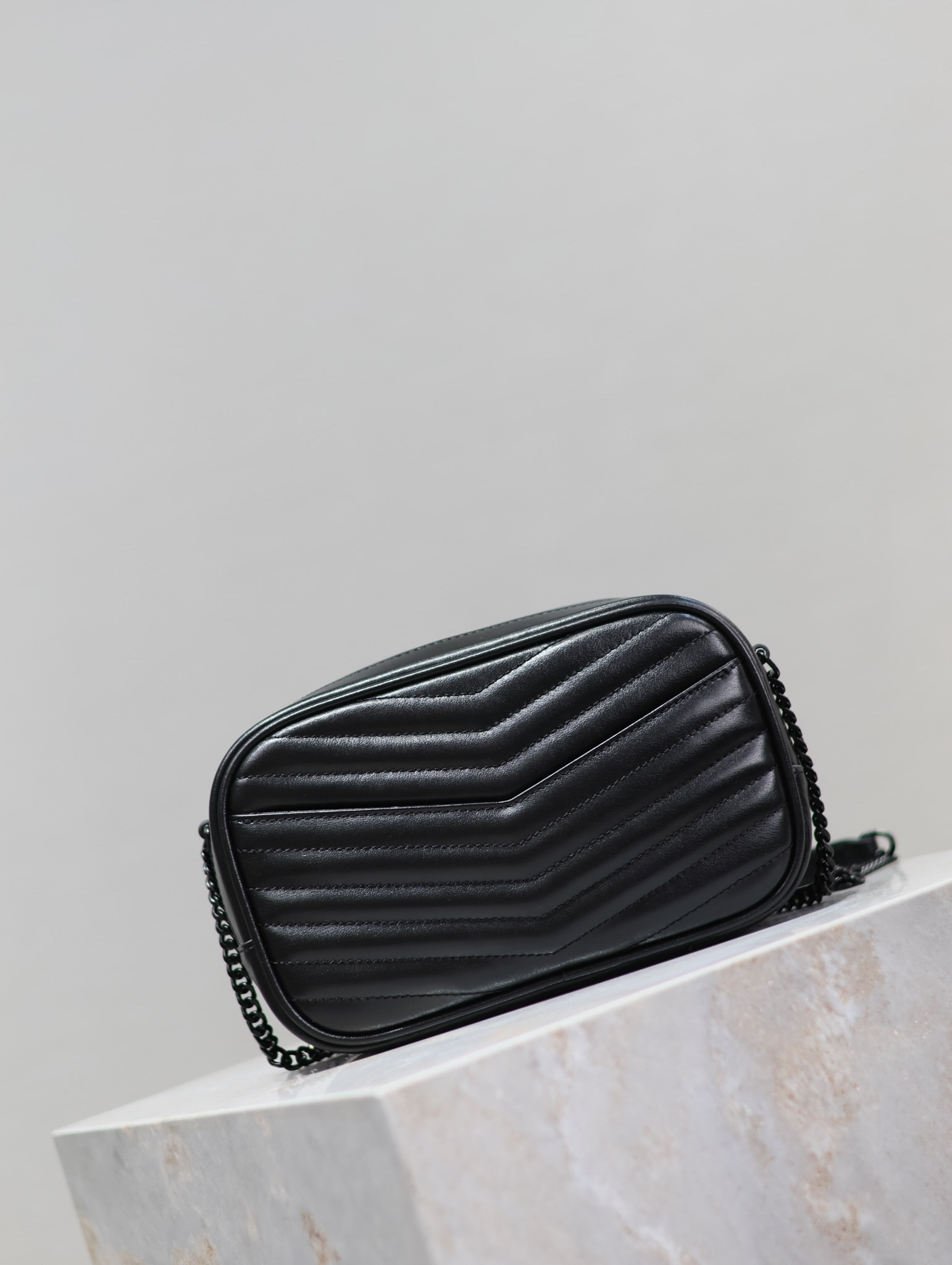 Y*L mini lou in quilted leather 7.5 x 4.1 x 2 inches