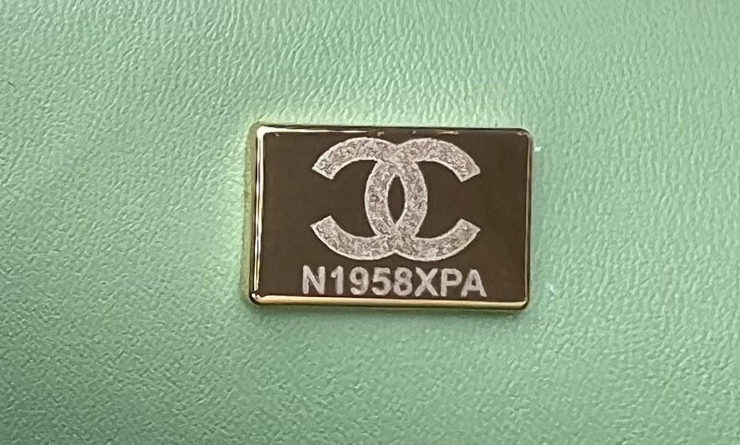 Ch*el classic 11.12 handbag tweed & gold-tone metal 6 × 9.9 × 2.5 in