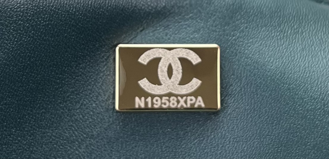 Ch*el classic 11.12 handbag tweed & gold-tone metal 6 × 9.9 × 2.5 in