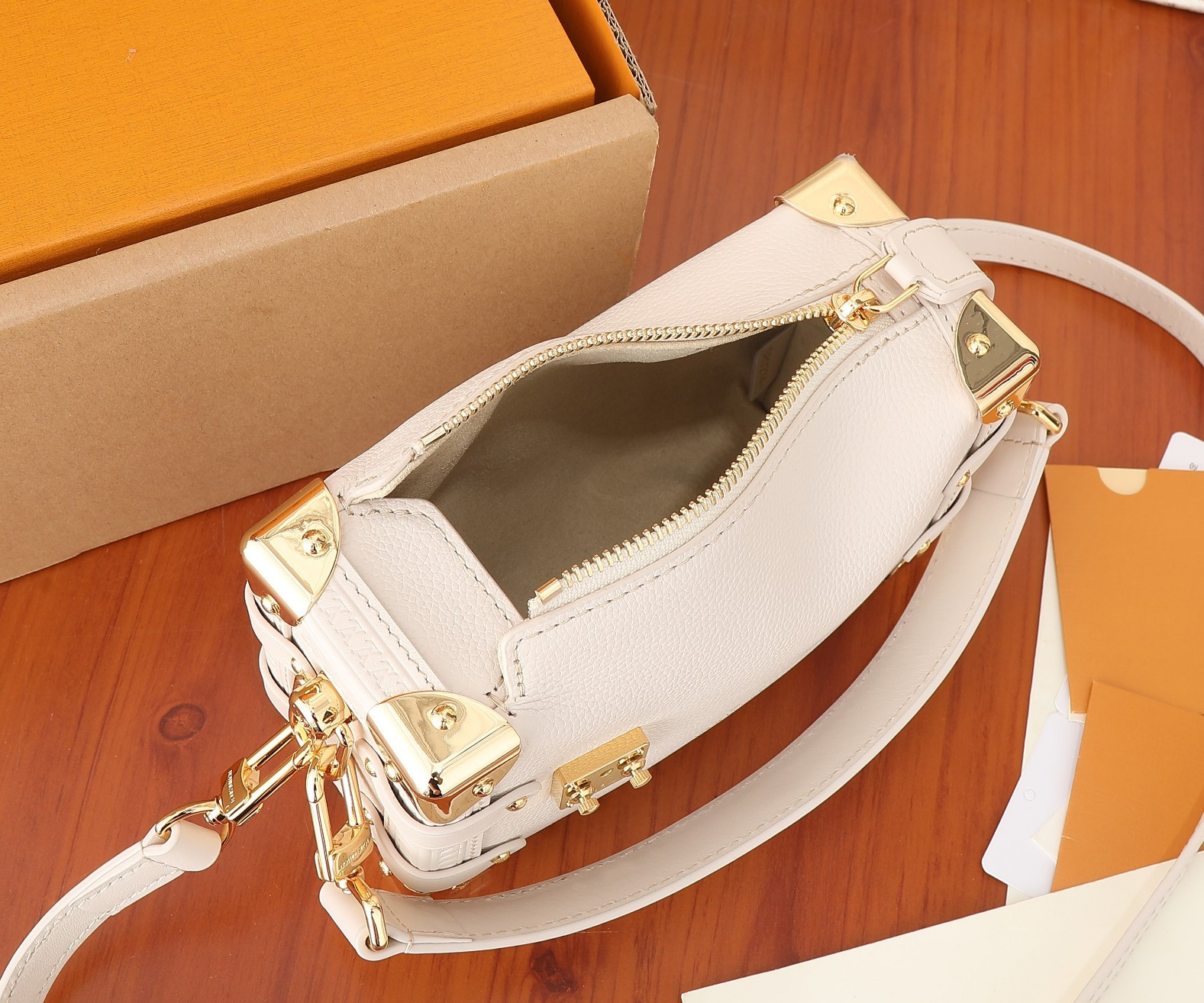 LV Side Trunk PM M23915 7.1 x 4.9 x 3.1 inches