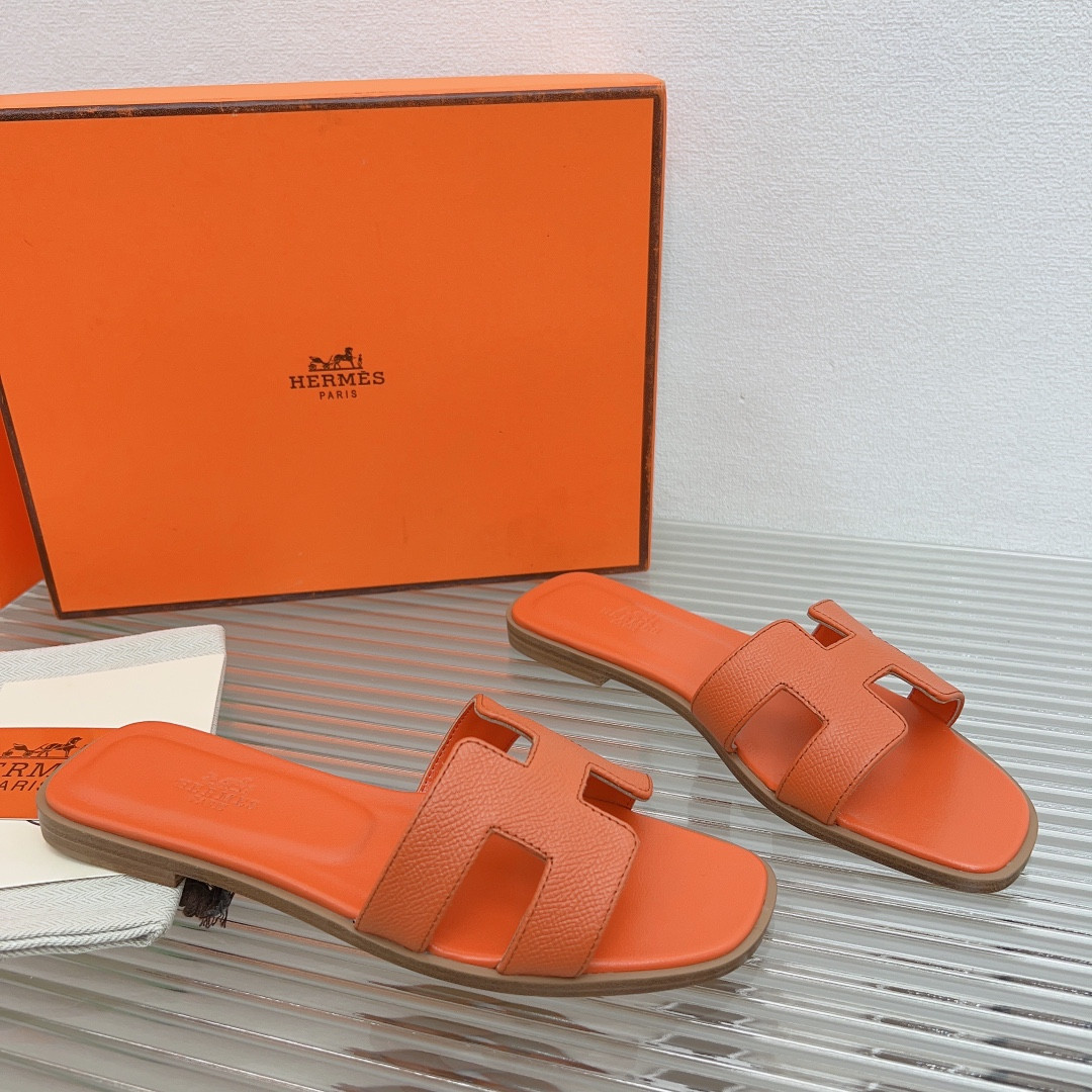 ua H**me5 oran sandal