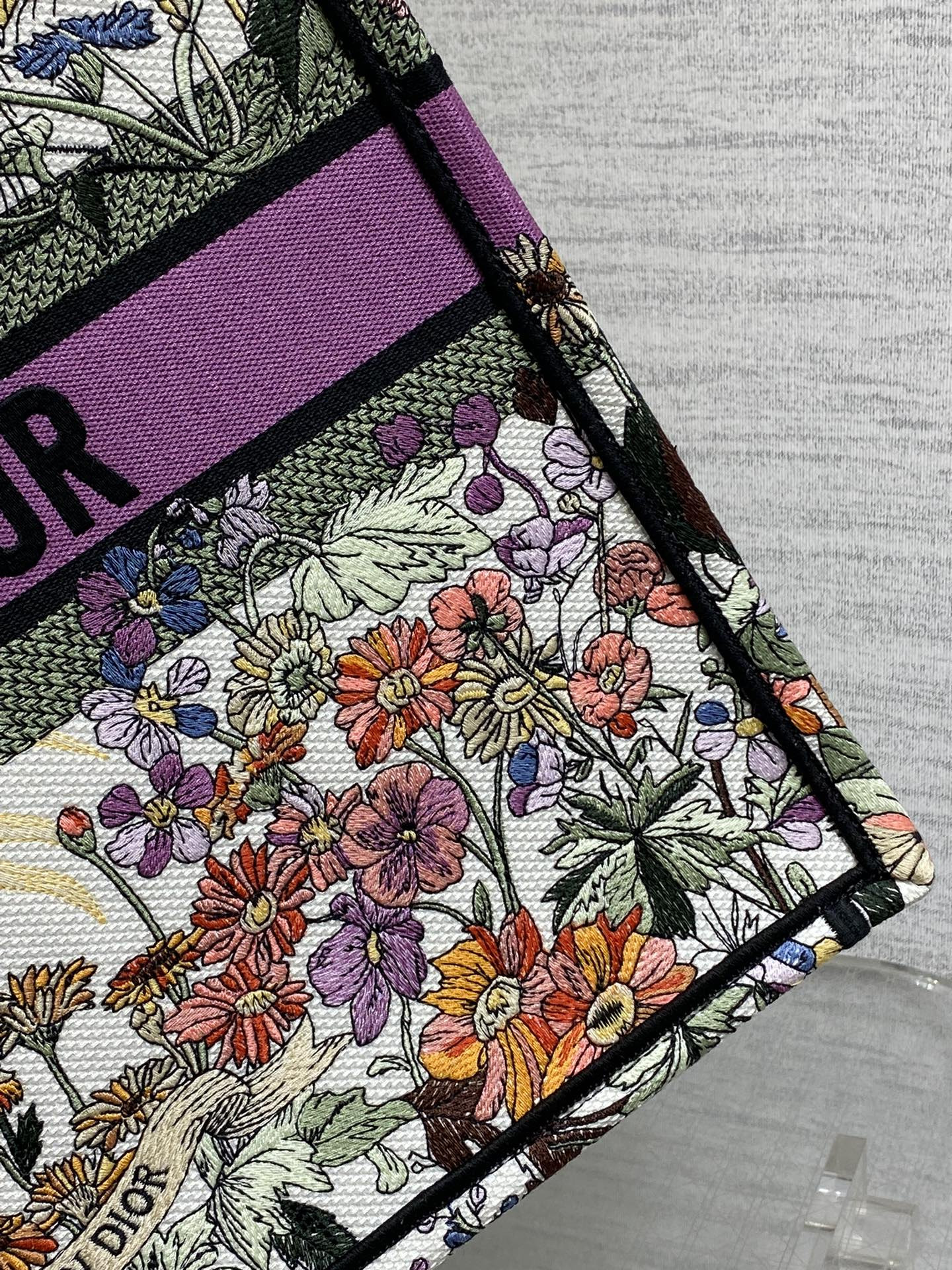 D*or book tote ecru multicolor D*or 4 saisons Été soleil embroidery 42 x18 x35cm