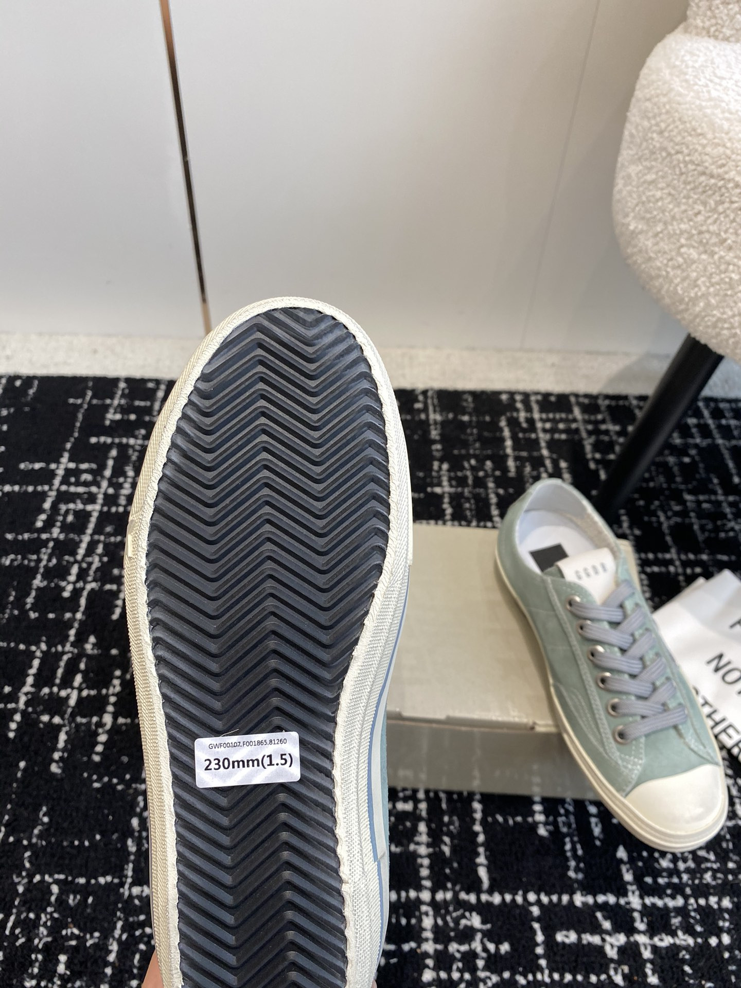 UA Golden Goose V-STAR Sneaker