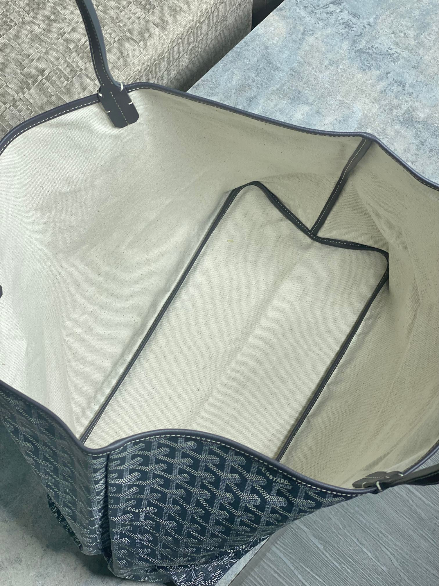 Go*ard saint l0*is gm bag 34 cm x 20 cm x 40 cm