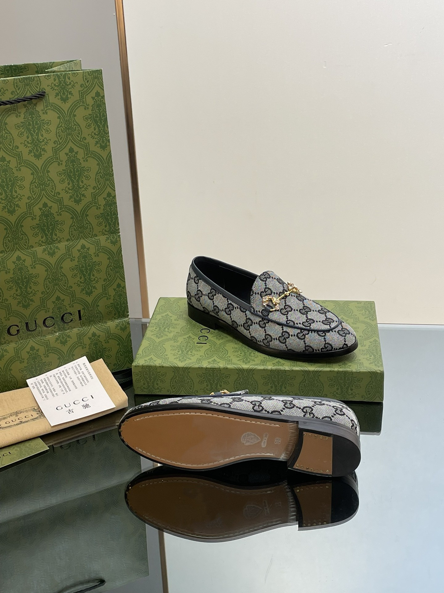 ua G*u*i horsebit loafer