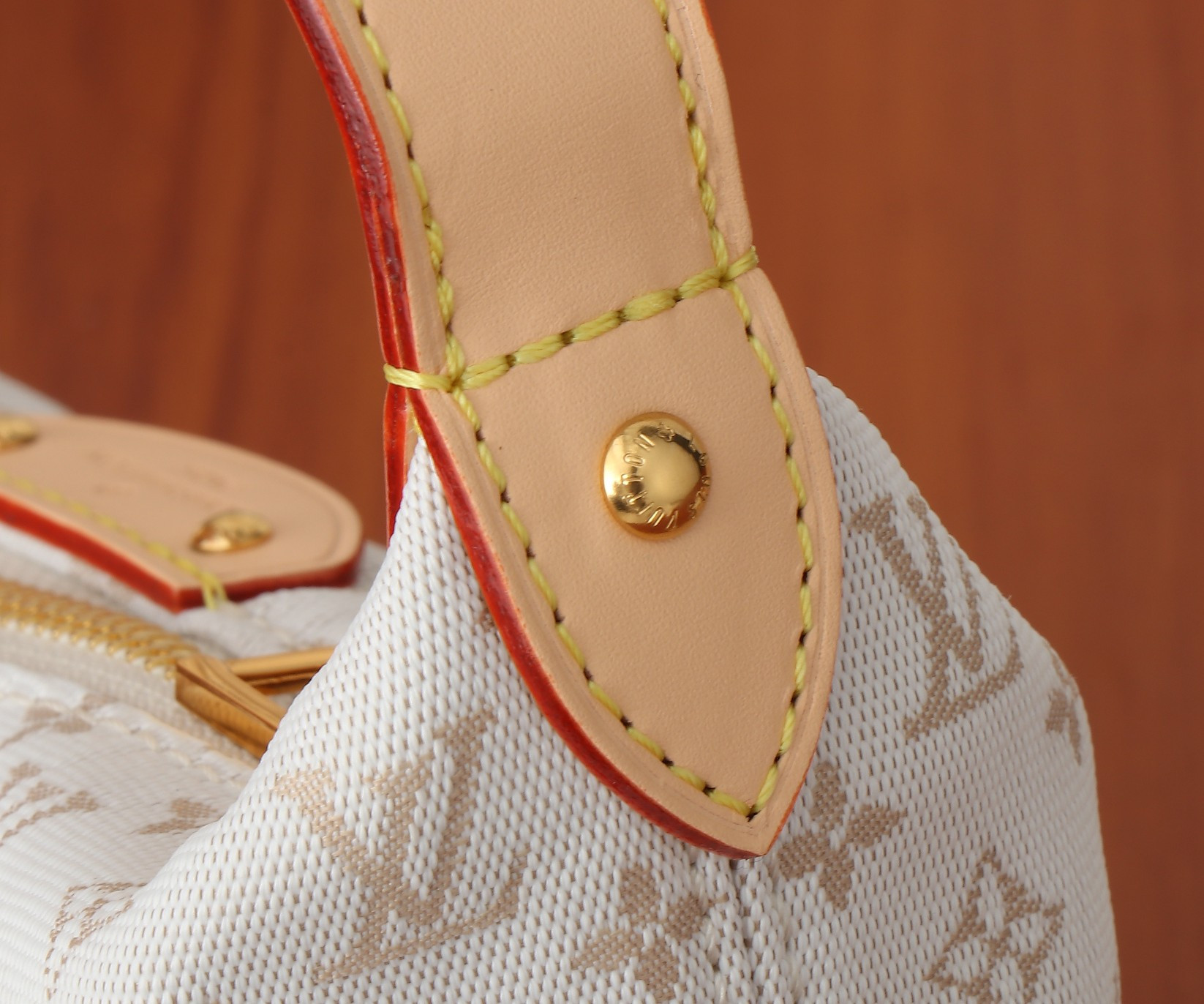 LV Hills Pochette M12433 18.5x11x6.5CM