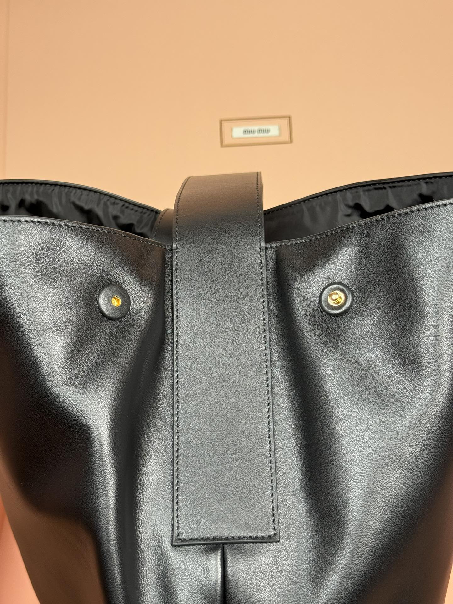 Miu Miu Leather Hobo Bag 41×46×11cm