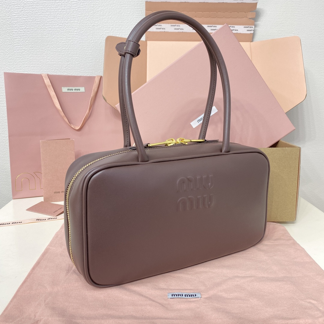 Miu Miu Beau naplak leather bag 29X17X9cm