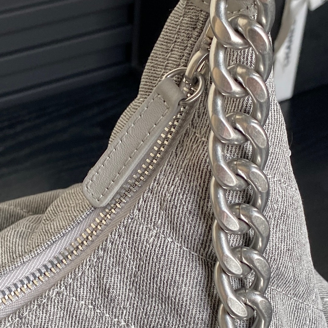 Ch*el 25c maxi hobo bag 27×35×18cm