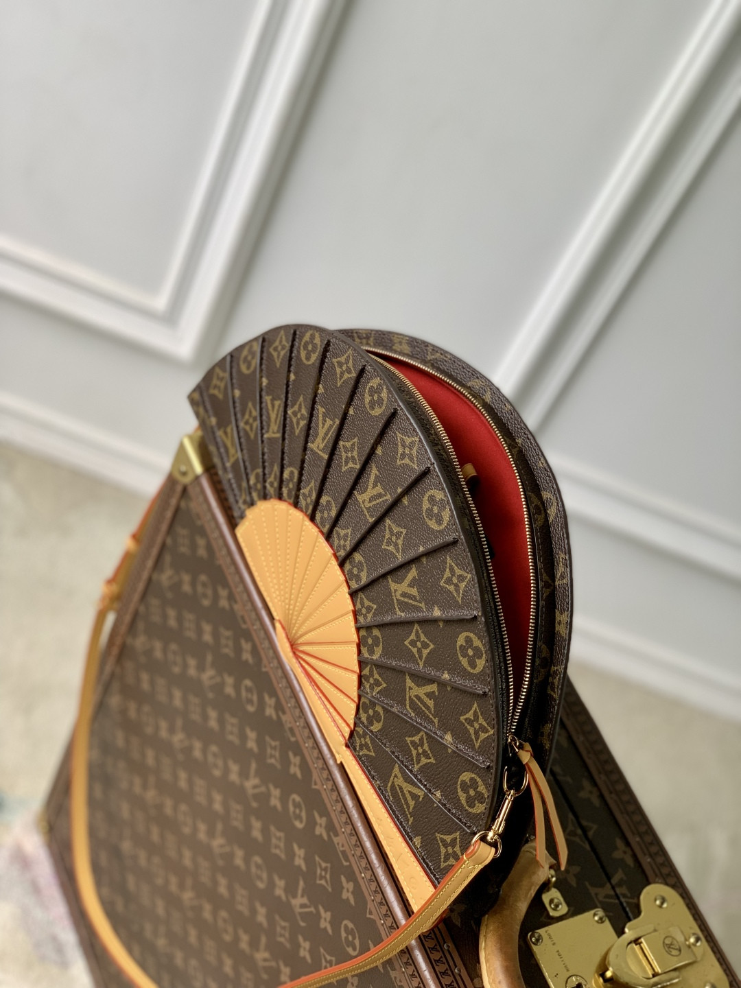 LV Fan M14804 37 x 19 x 6 cm