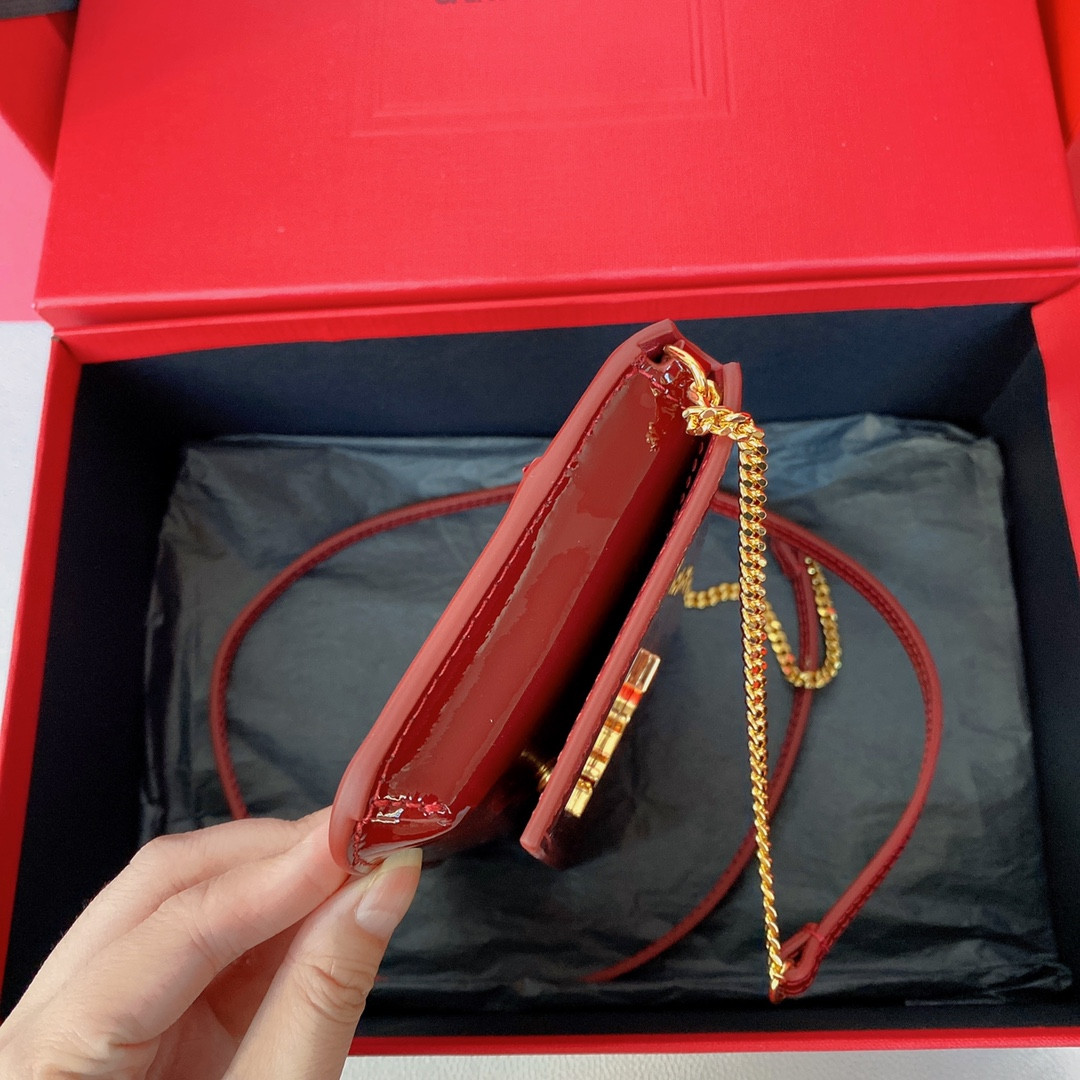 Y*L monogram phone holder with strap (patent leather) 18 x 11 x 2.5 cm