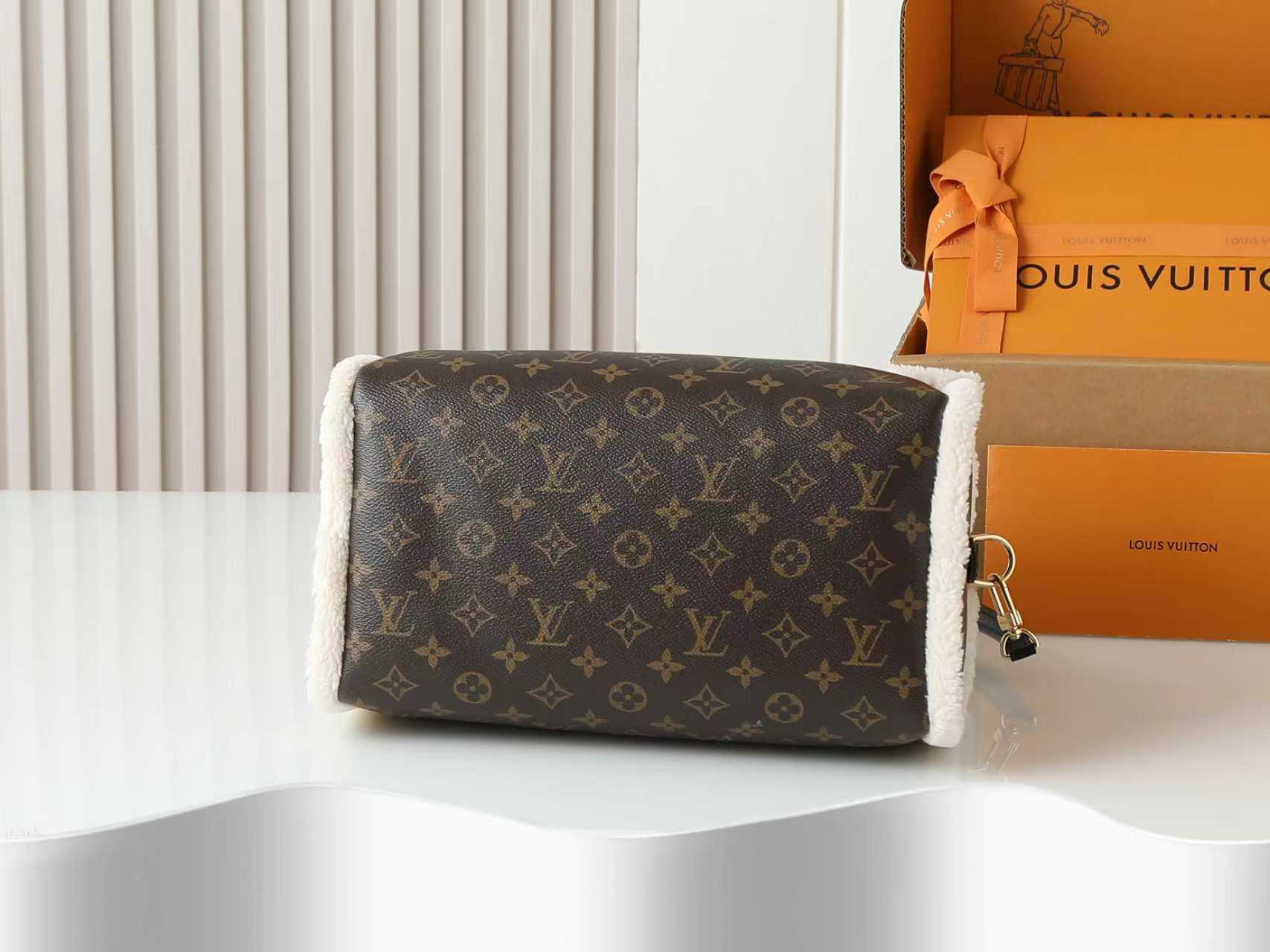 LV Speedy Soft 30 Teddy M26326 30x21x17cm