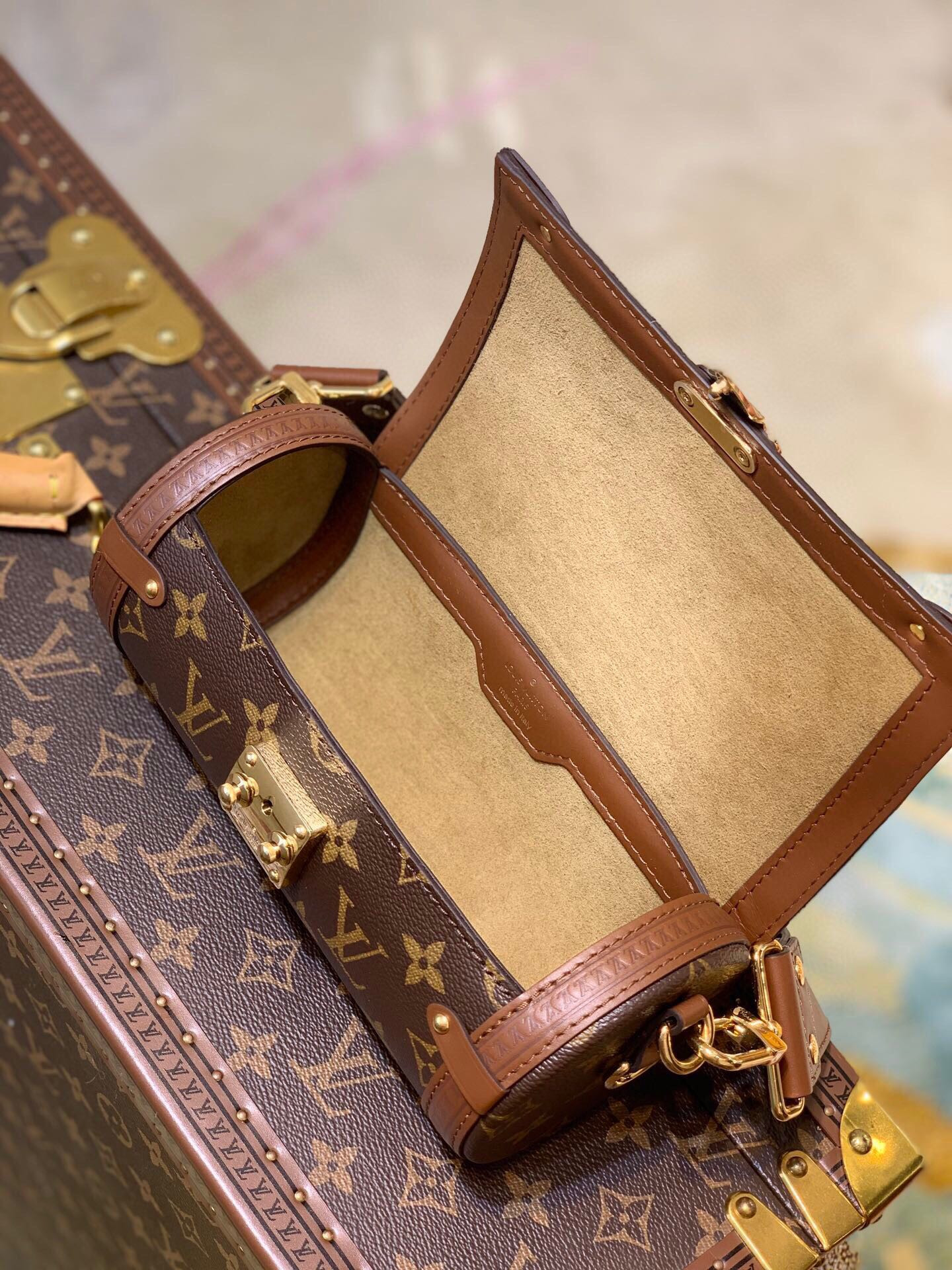 LV PAPILLON TRUNK Handbag M57835 9x9x19cm