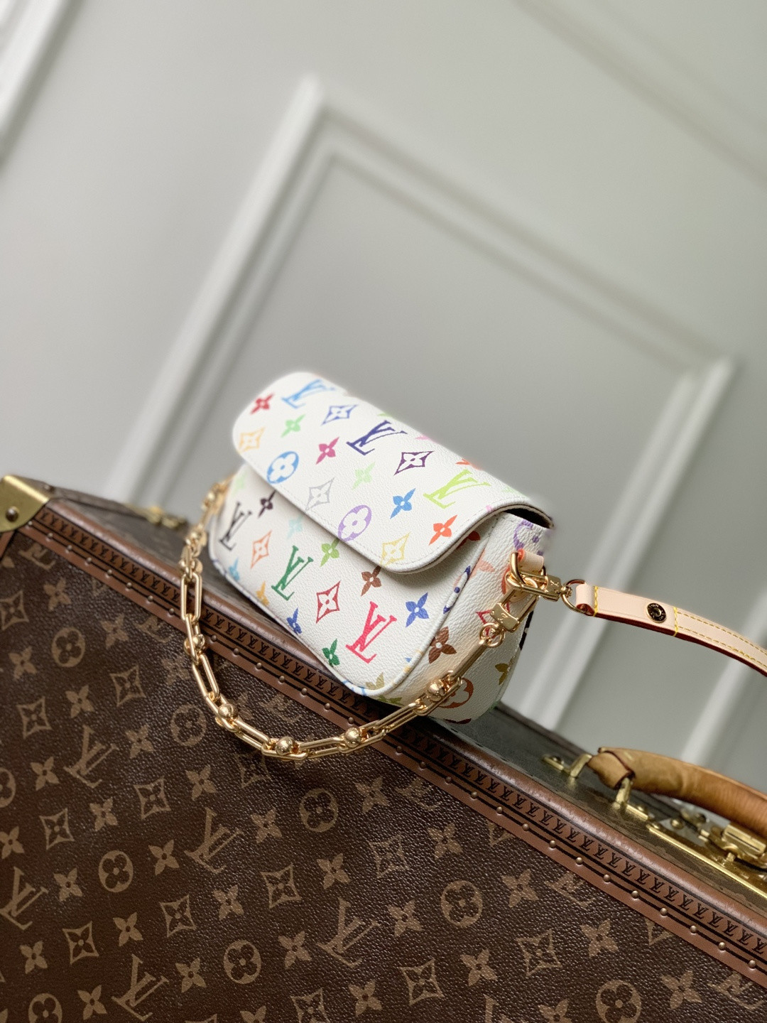 LV x TM Wallet On Chain Ivy M27492 23.5x12x4.3cm